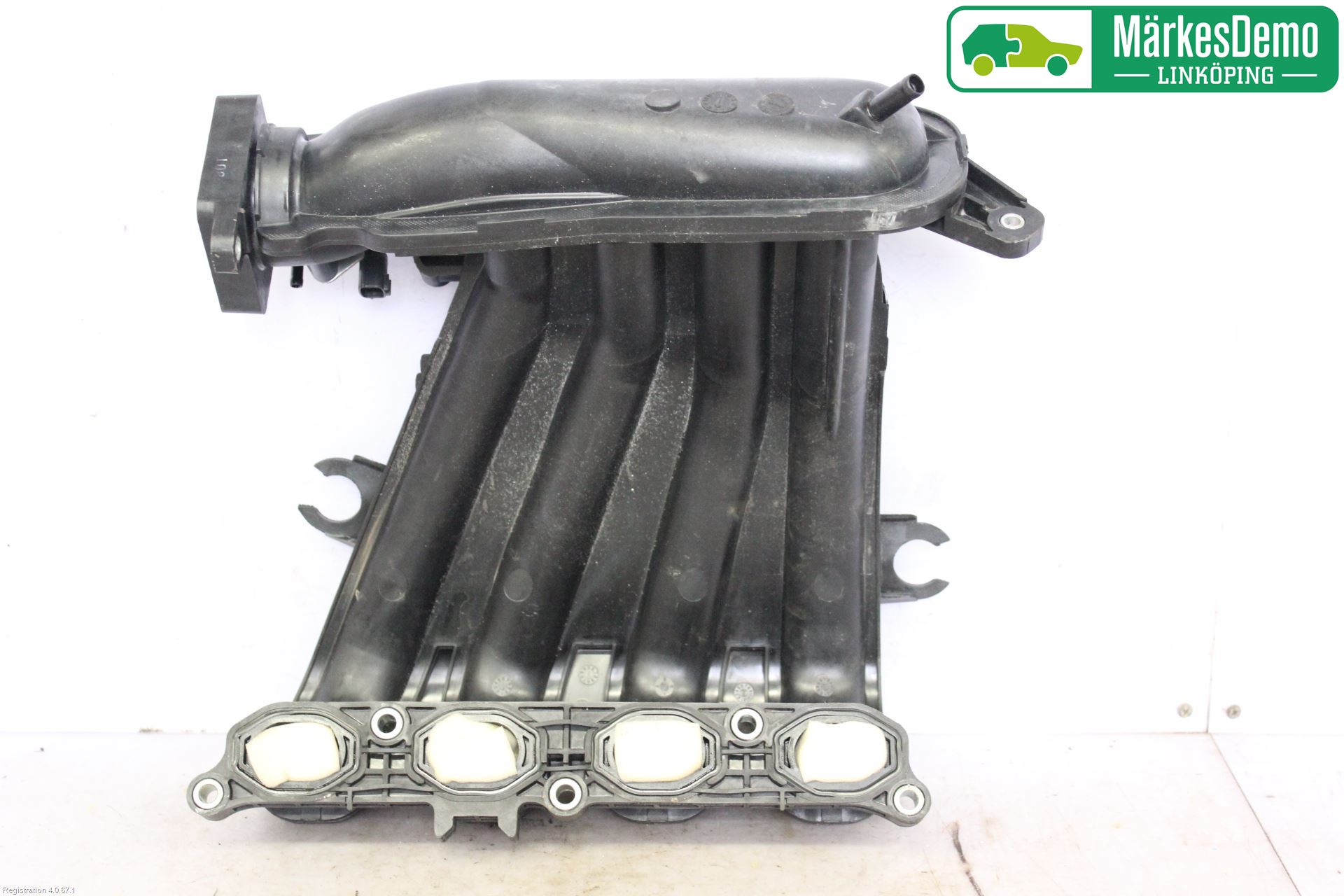 Nissan NOTE E11 06-14 Innsugningsmanifold