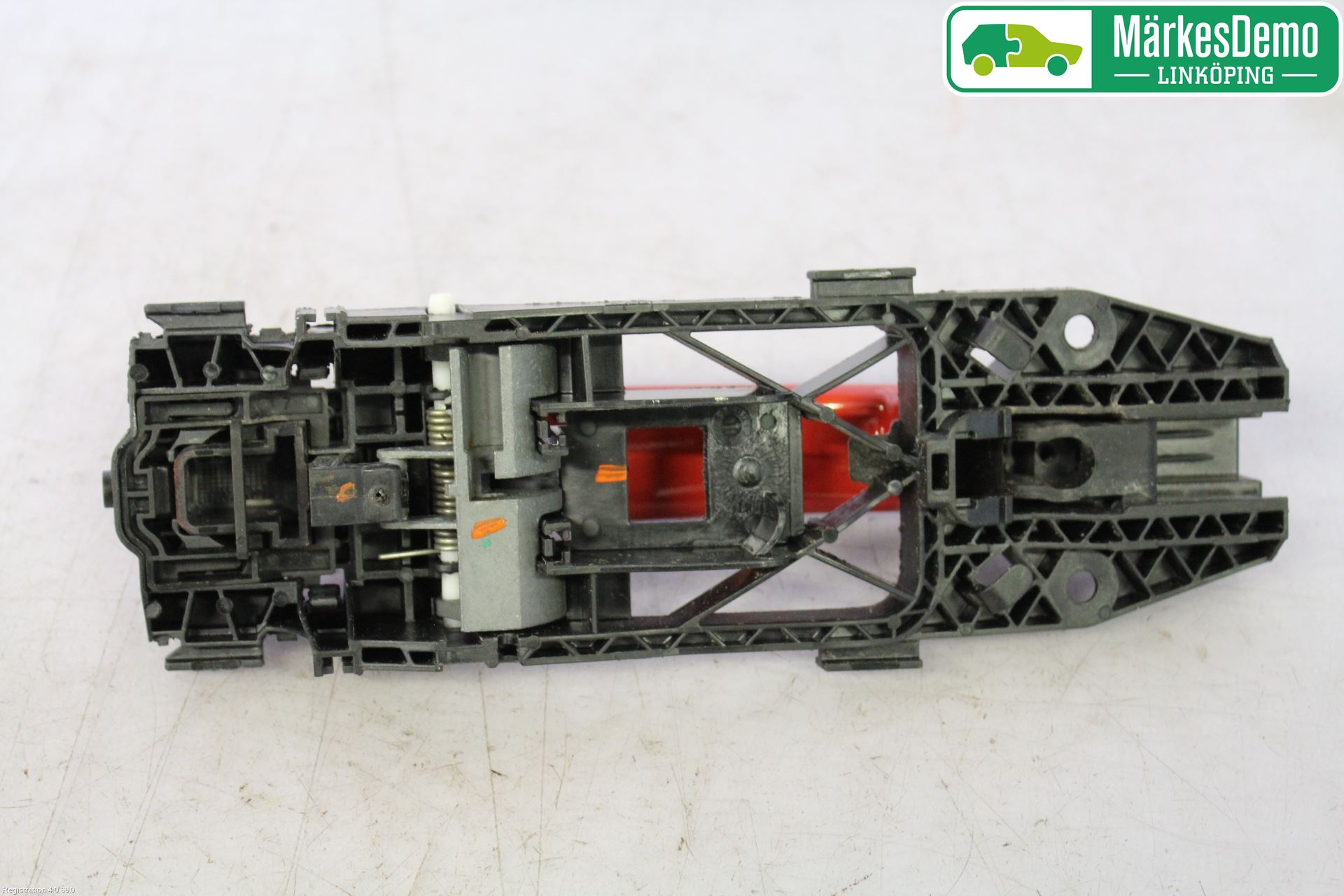 Volkswagen VW POLO 10-17 Dørhandtak Ytre Høyre