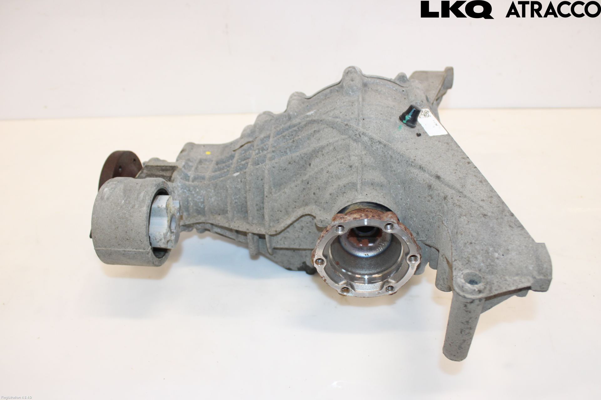 Audi A4/S4 B9 16-19 Bakaksel Kardang Bak -Diff