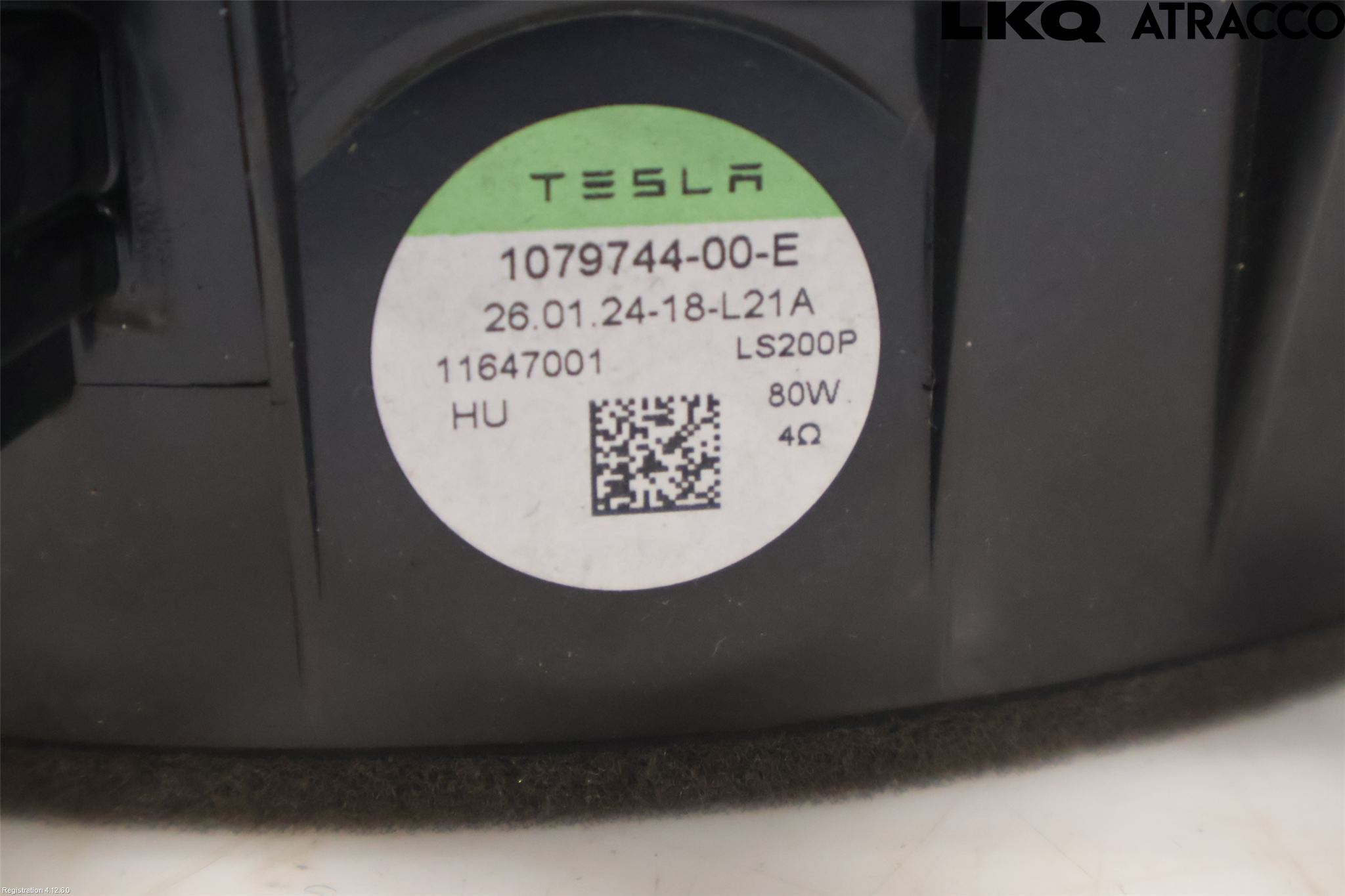 Tesla MODEL Y 21- Innr Høyttaler