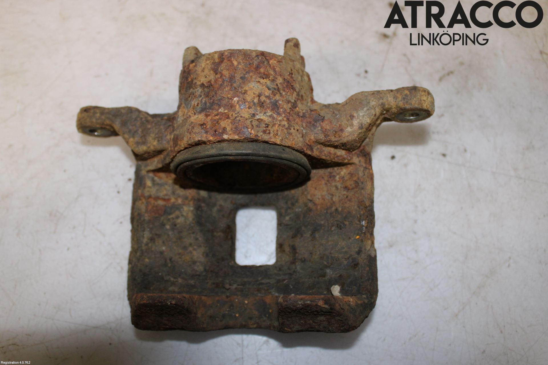 Mitsubishi L200 06-15 Bremsecaliper Foran Venstre