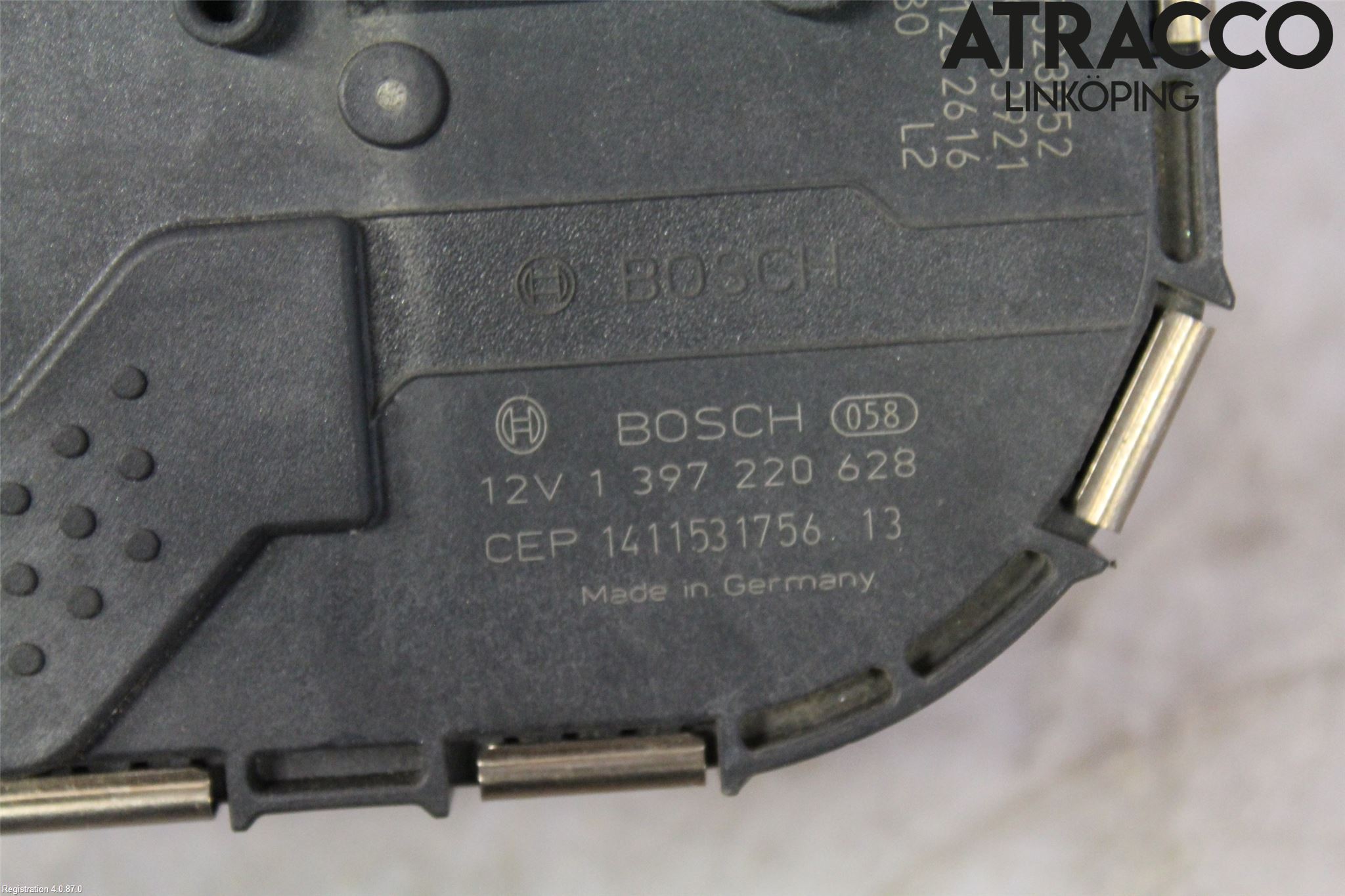 Volvo V40 12-19 Viskermotor Frontrute