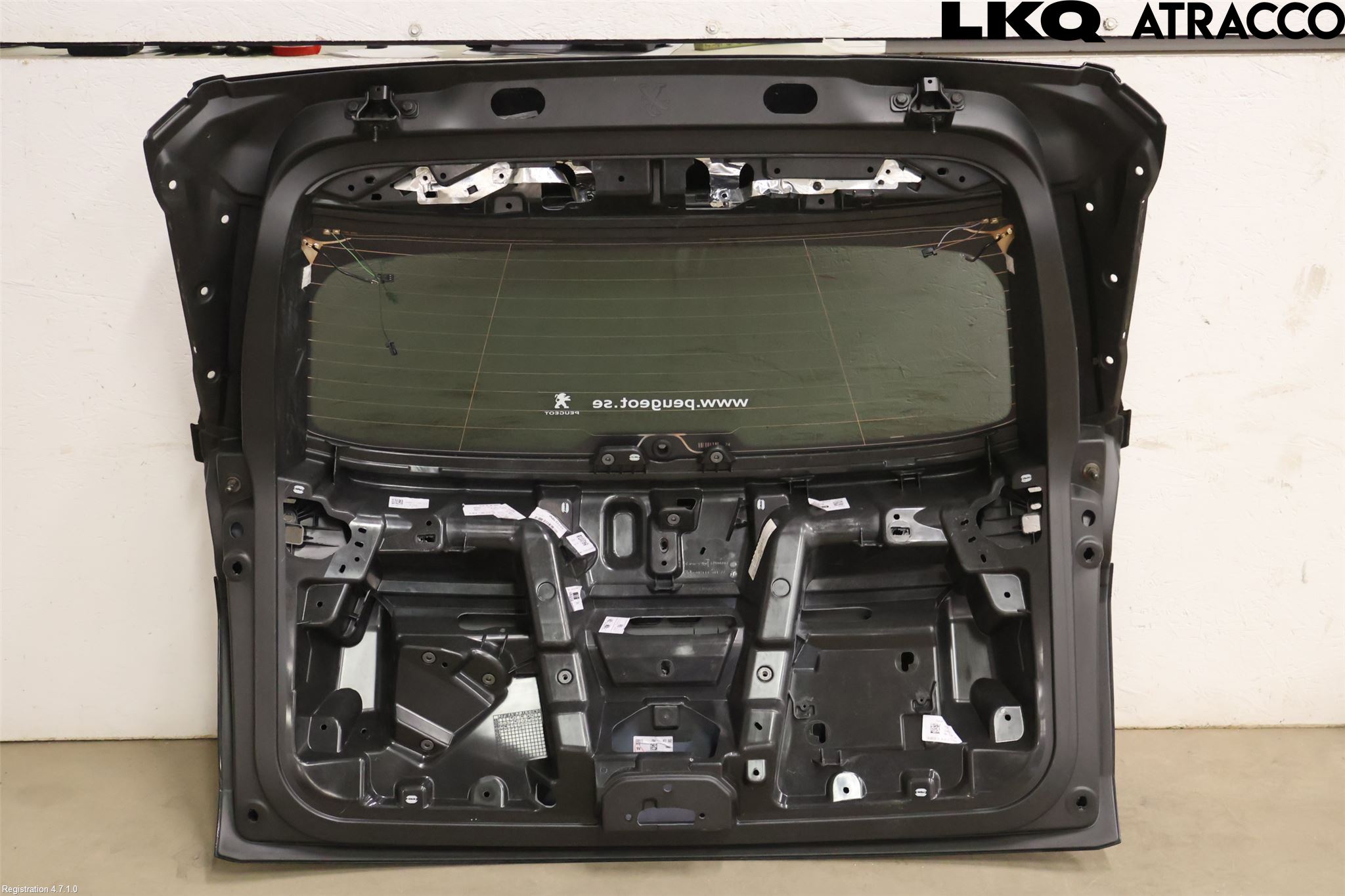 Peugeot 3008 17-24 Bakluke Stv