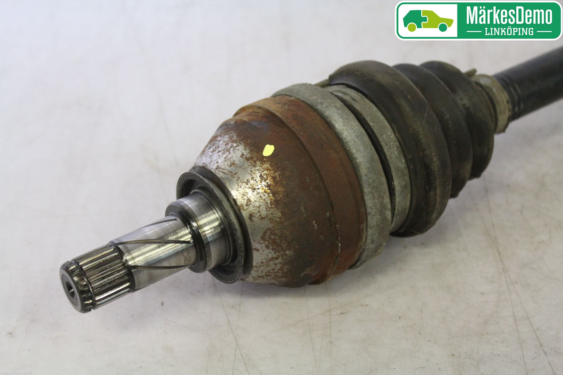 Opel ASTRA H 04-12 Drivaksel Foran Kompl Venstre