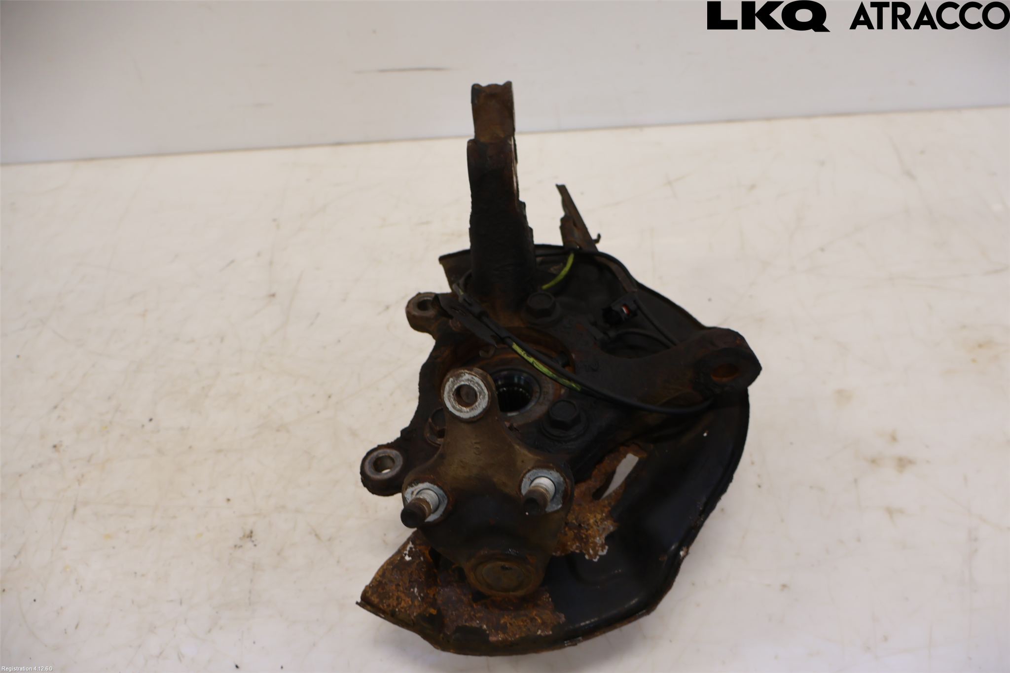 Toyota RAV4 13-18 Spindel Hf