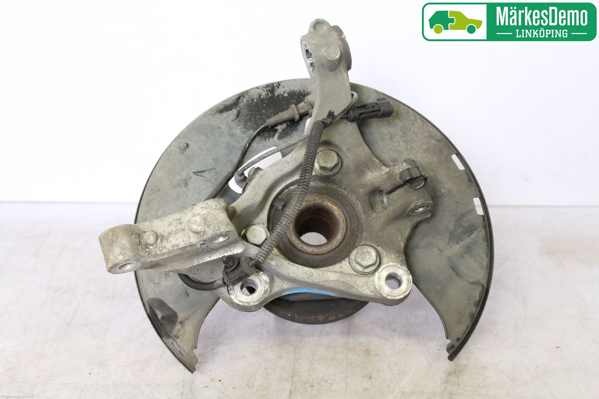 Opel INSIGNIA 09-16 Spindel Hf