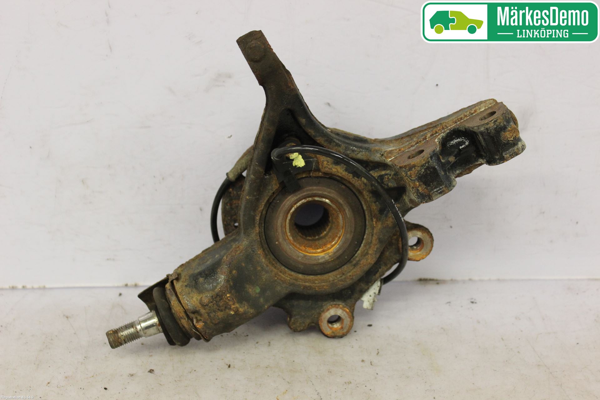 Peugeot PARTNER 08-15 Spindel Vf