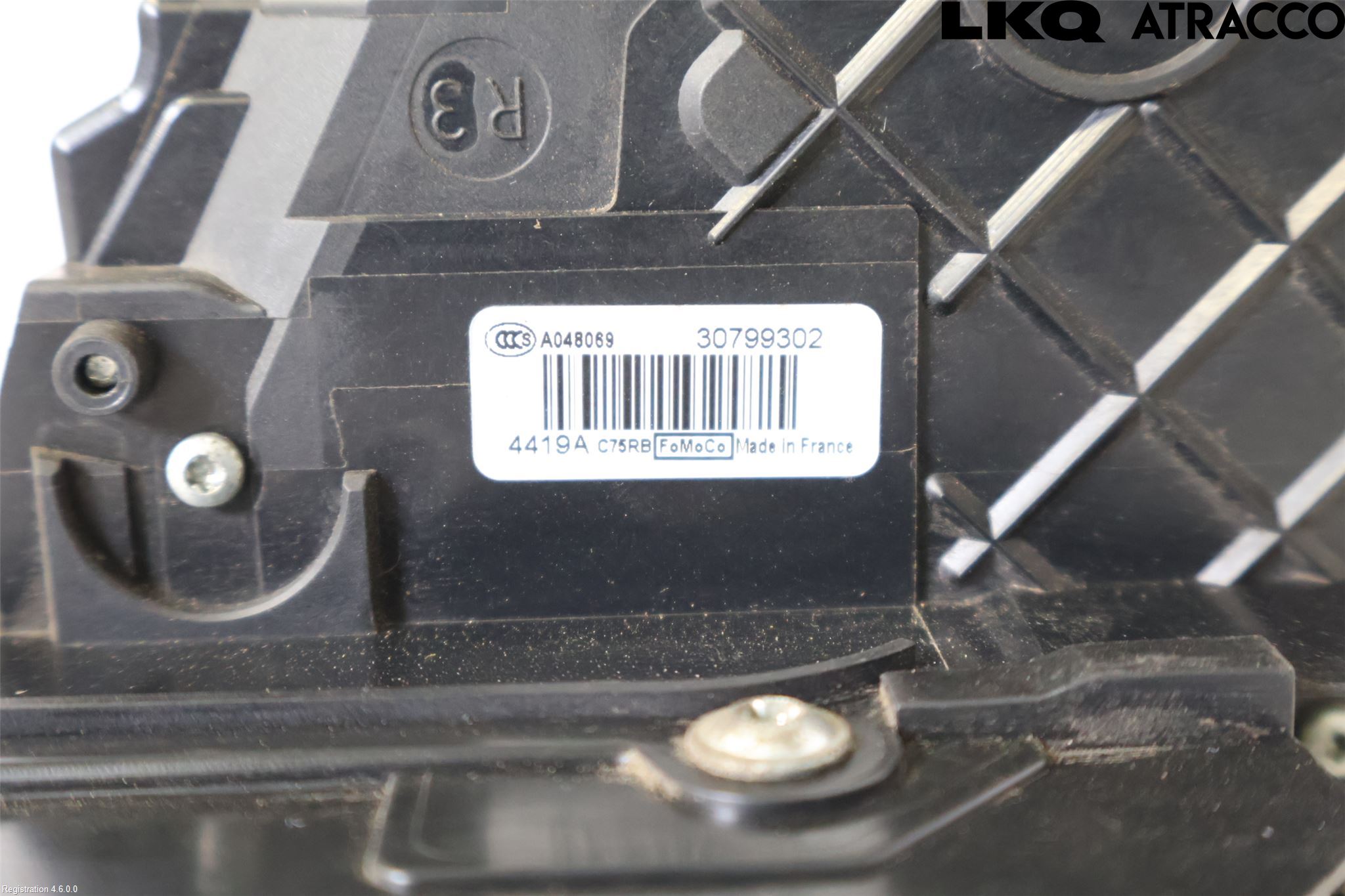 Volvo XC60 09-13 Dørlås - Låsekasse
