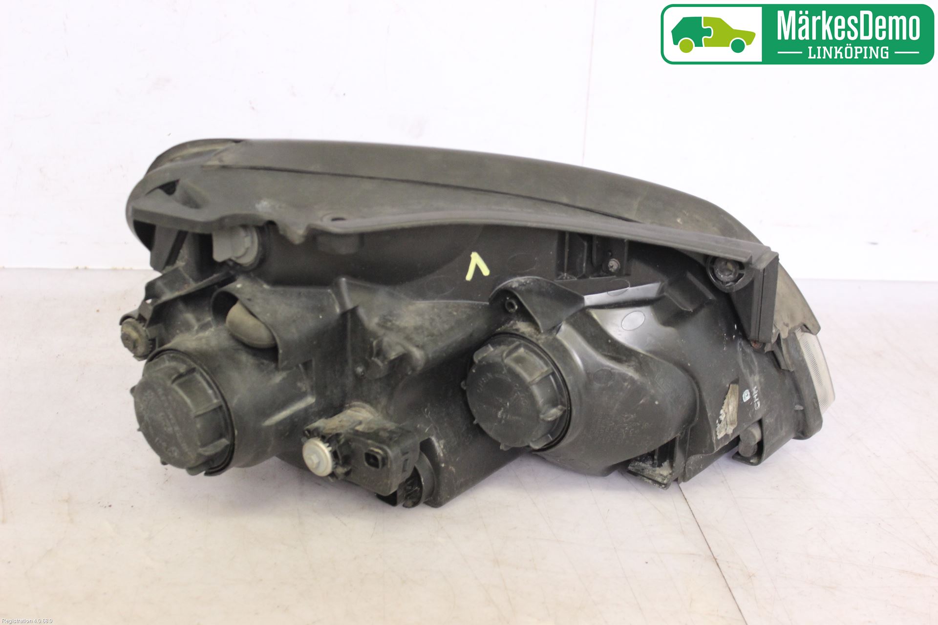 Kia CARENS II 07-12 Frontlykt Venstre