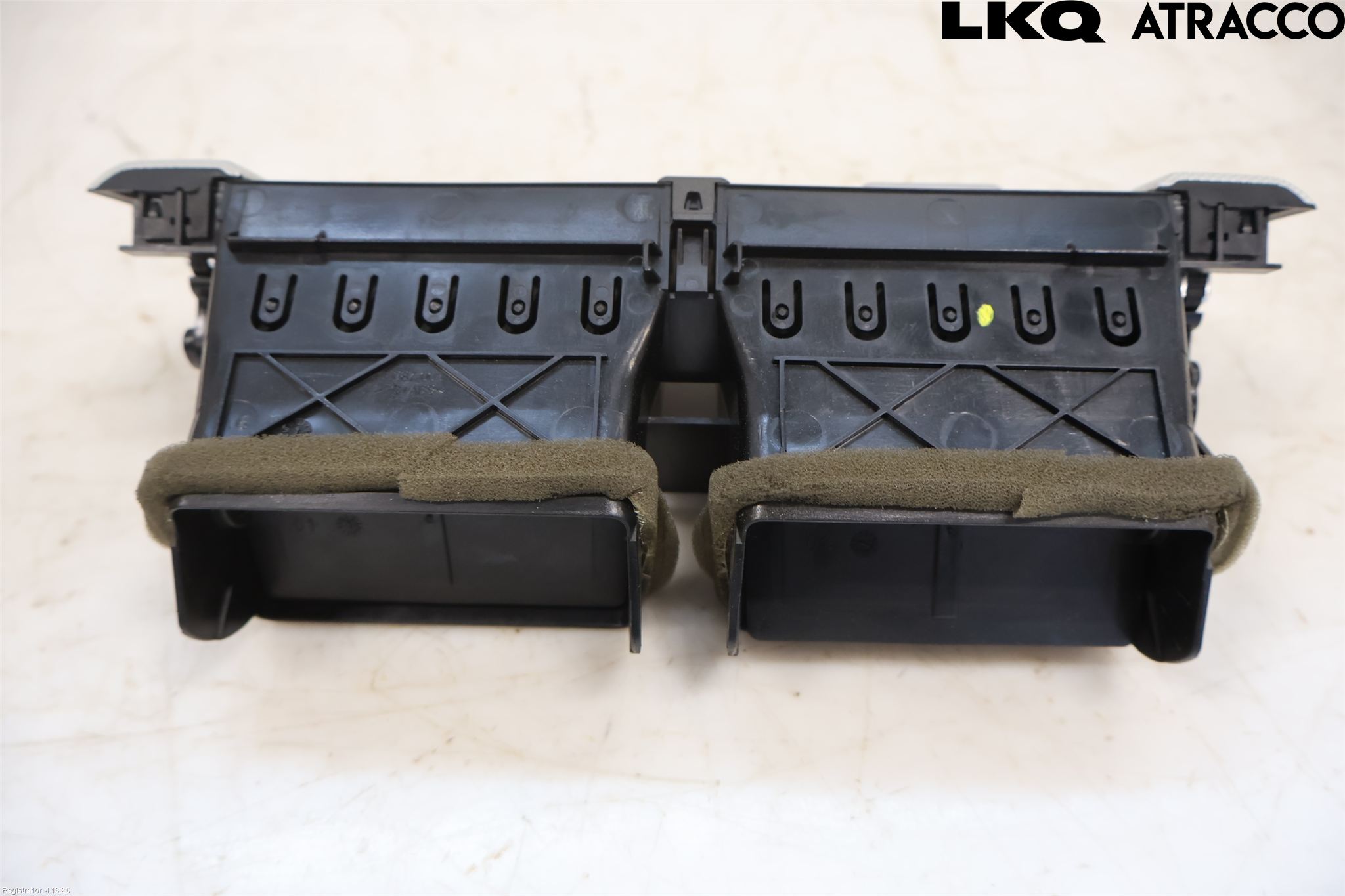 Landrover LAND ROVER RANGE ROVER EVOQUE (L538) 11-18 Dashbord Kanal - Dyse