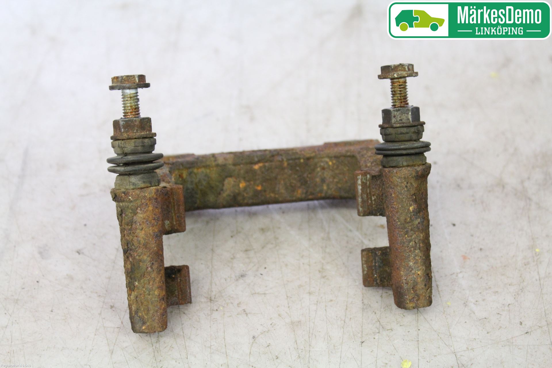 Peugeot PARTNER 08-15 Bremsecaliper Feste Holder