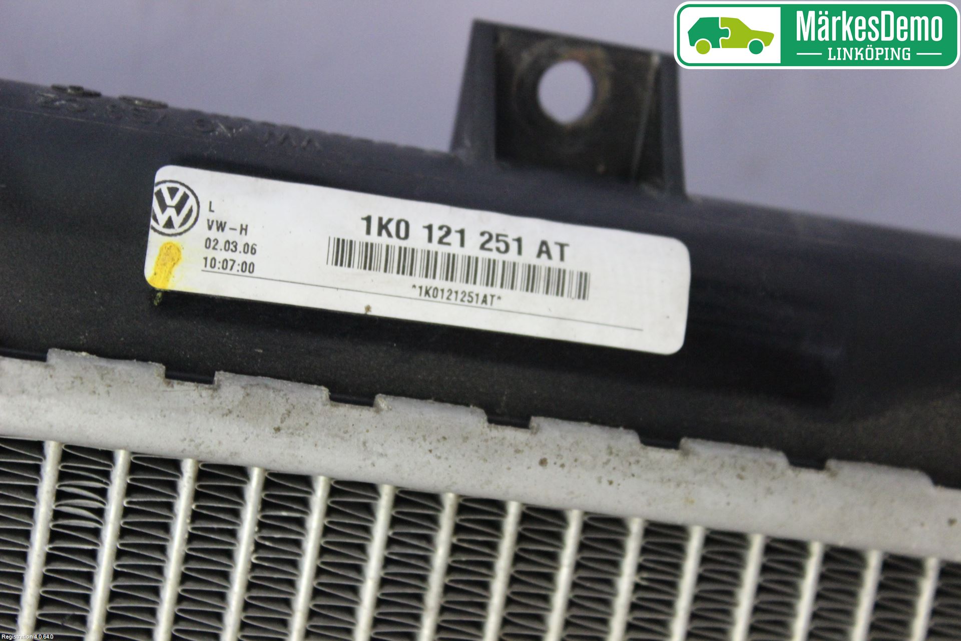 Volkswagen VW GOLF V 04-09 Radiator Manuell
