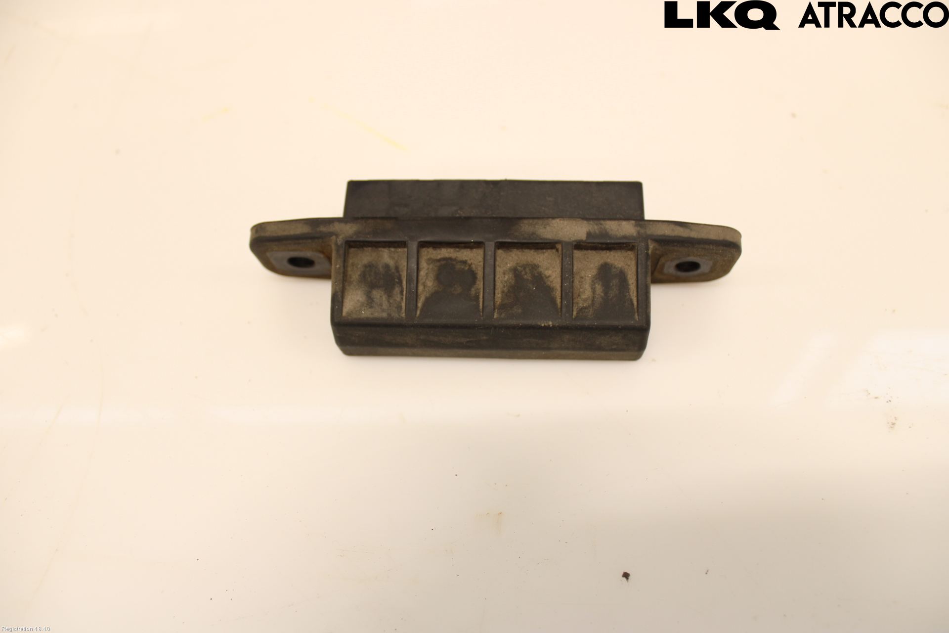 Toyota YARIS XP130 12-14 Bakluke Handtak Ytre