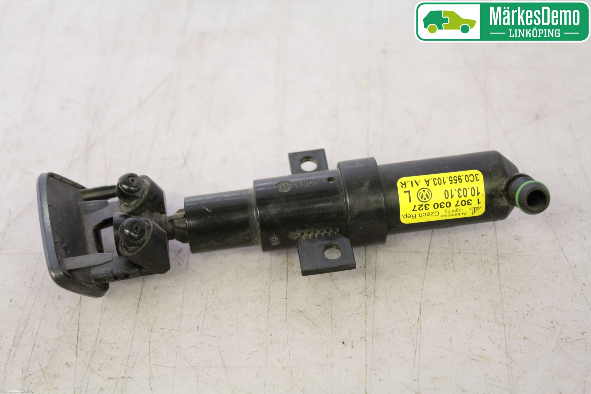 Volkswagen VW PASSAT 05-11 Spylerdyse Frontlykter
