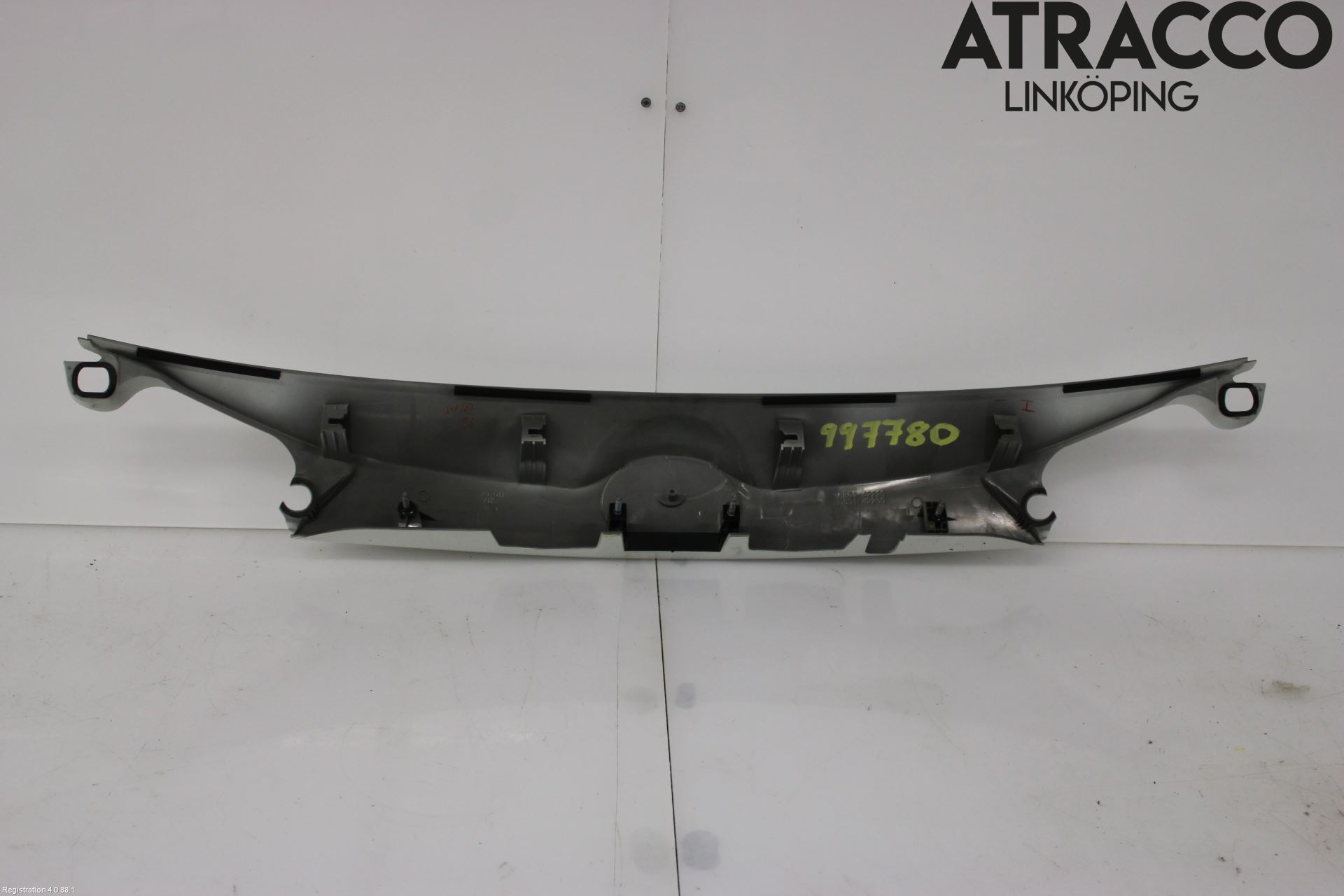 Toyota RAV4 13-18 Refleksplate - Skiltplate