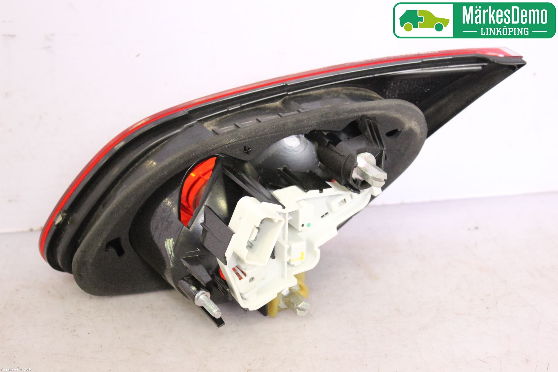 Volkswagen VW PASSAT CC 08-16 Baklykt Venstre  På Luke(Indre