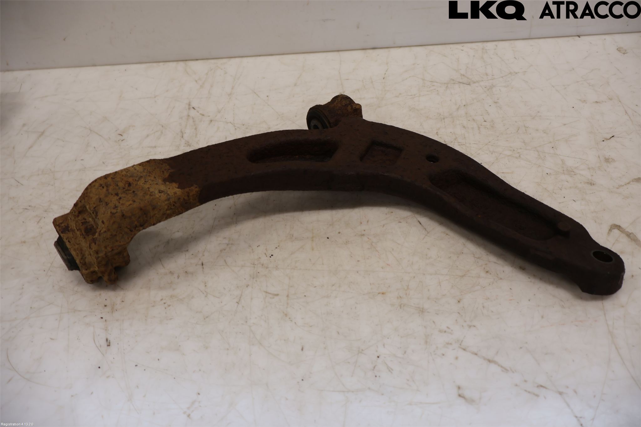 Volkswagen VW TRANSP/CARAVELLE (T6) 16-22 Bærearm Foran Venstre Nedre