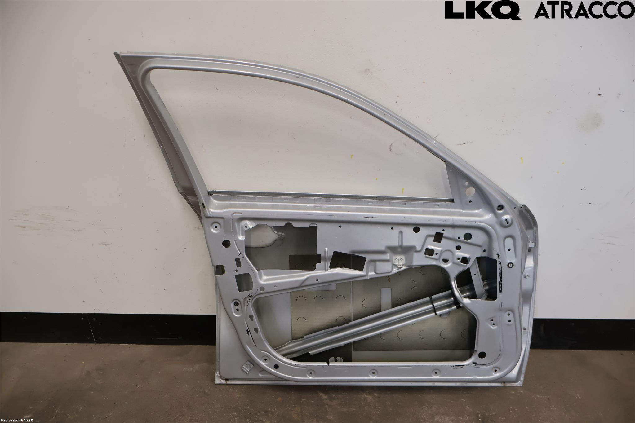 BMW 5 E60/61 Sed/Tou 02-10 Dør 4D Foran Venstre