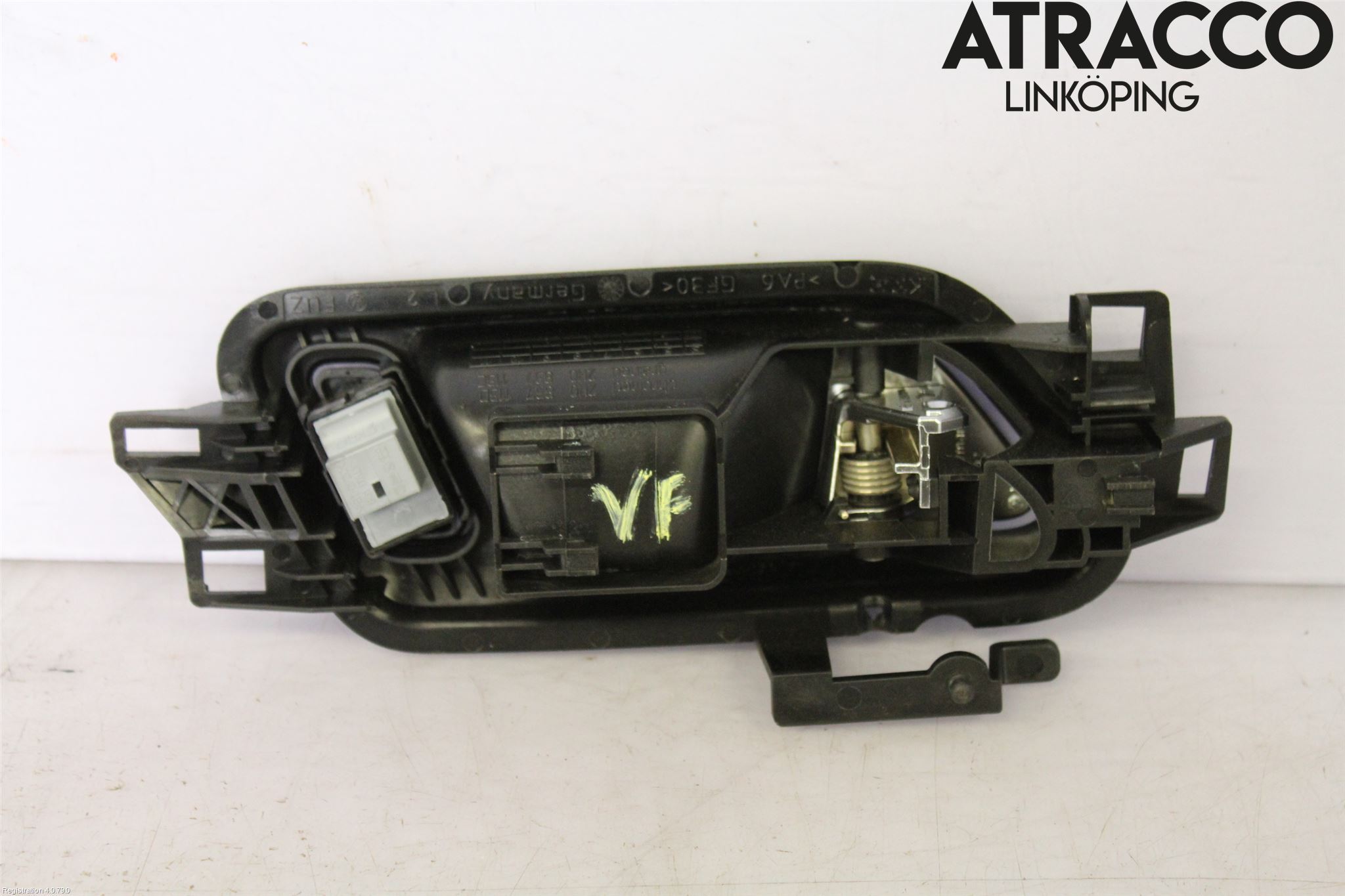 Volkswagen VW AMAROK 2H 10-22 Innr Dørhandtak V Indre