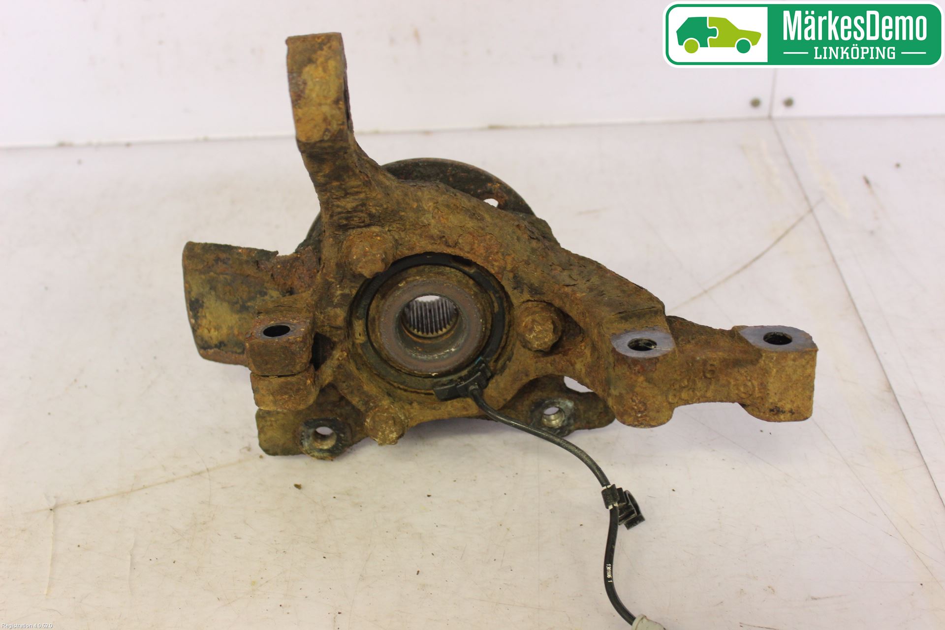 Opel ASTRA H 04-12 Spindel Vf