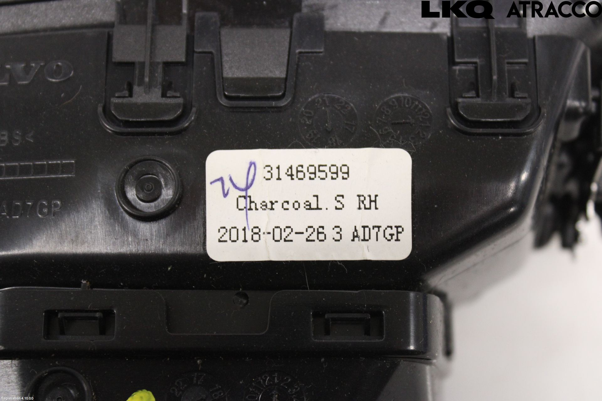 Volvo V60 19- Dashbord Kanal - Dyse