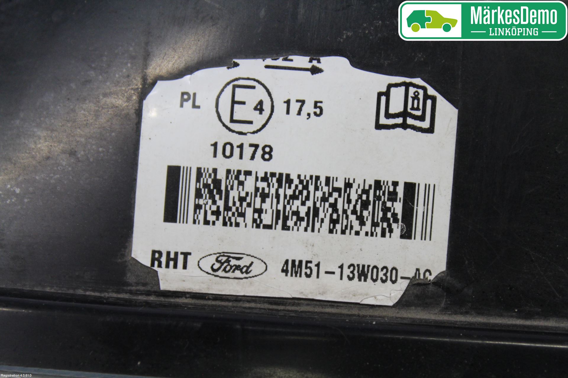 Ford FOCUS     04-07 Frontlykt Venstre