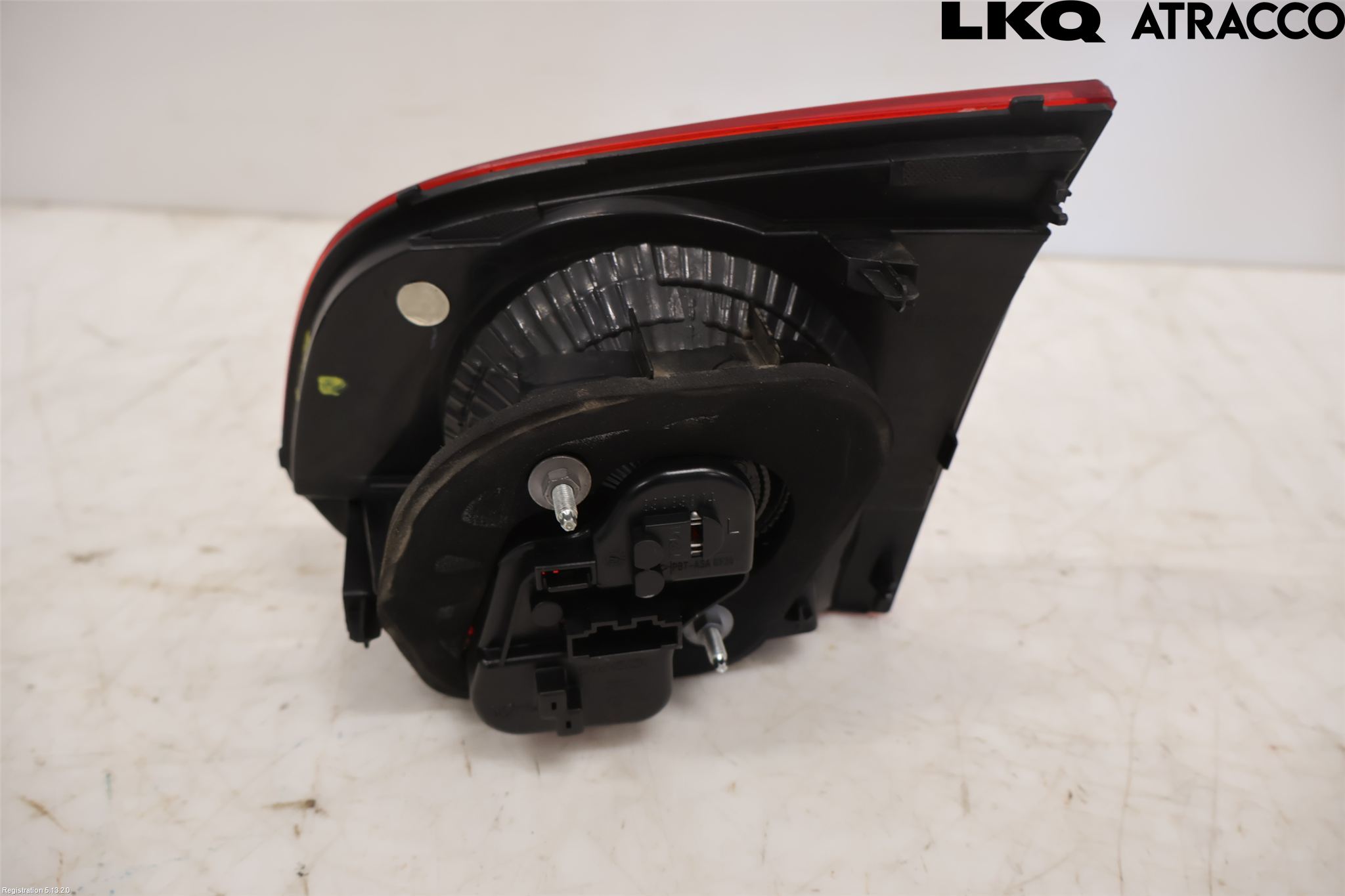 Volkswagen VW GOLF VI 09-13 Baklykt Venstre  På Luke(Indre