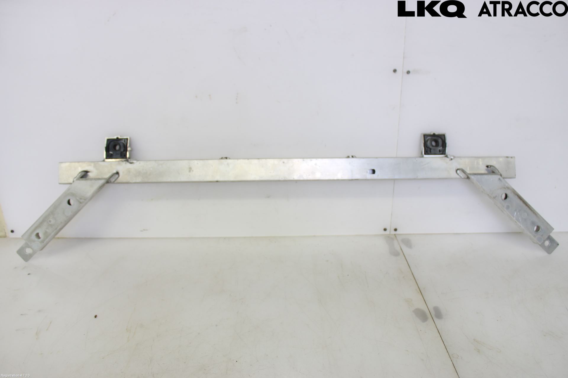 Volvo V90 17->> Radiator Feste - Ramme - Bjelk