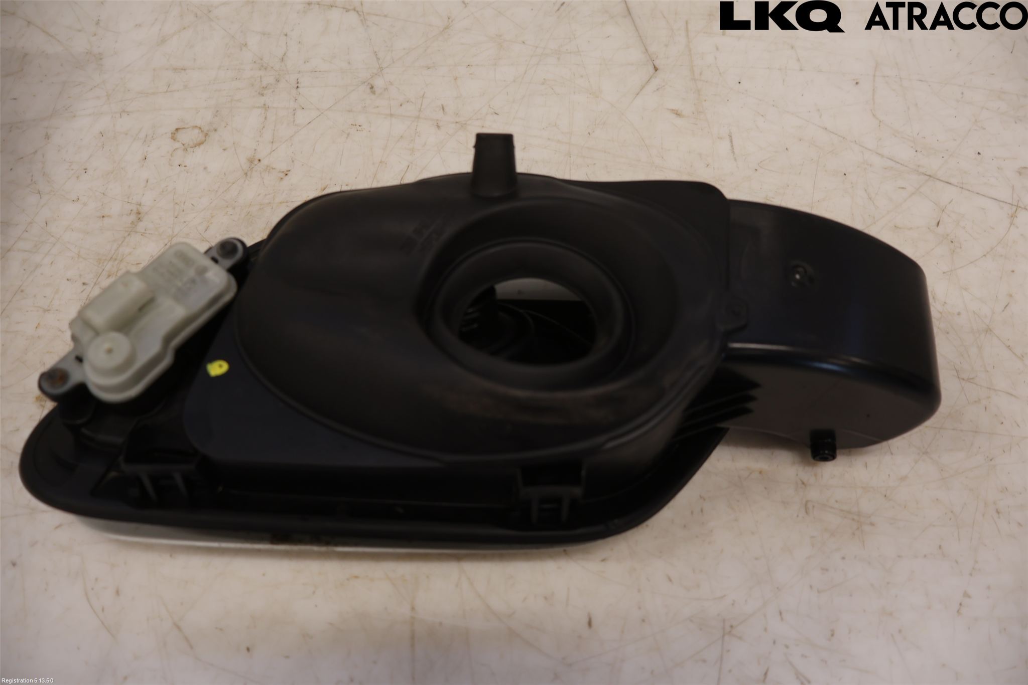 Volkswagen VW GOLF / E-GOLF VIII 20- Drivstoff Tankluke