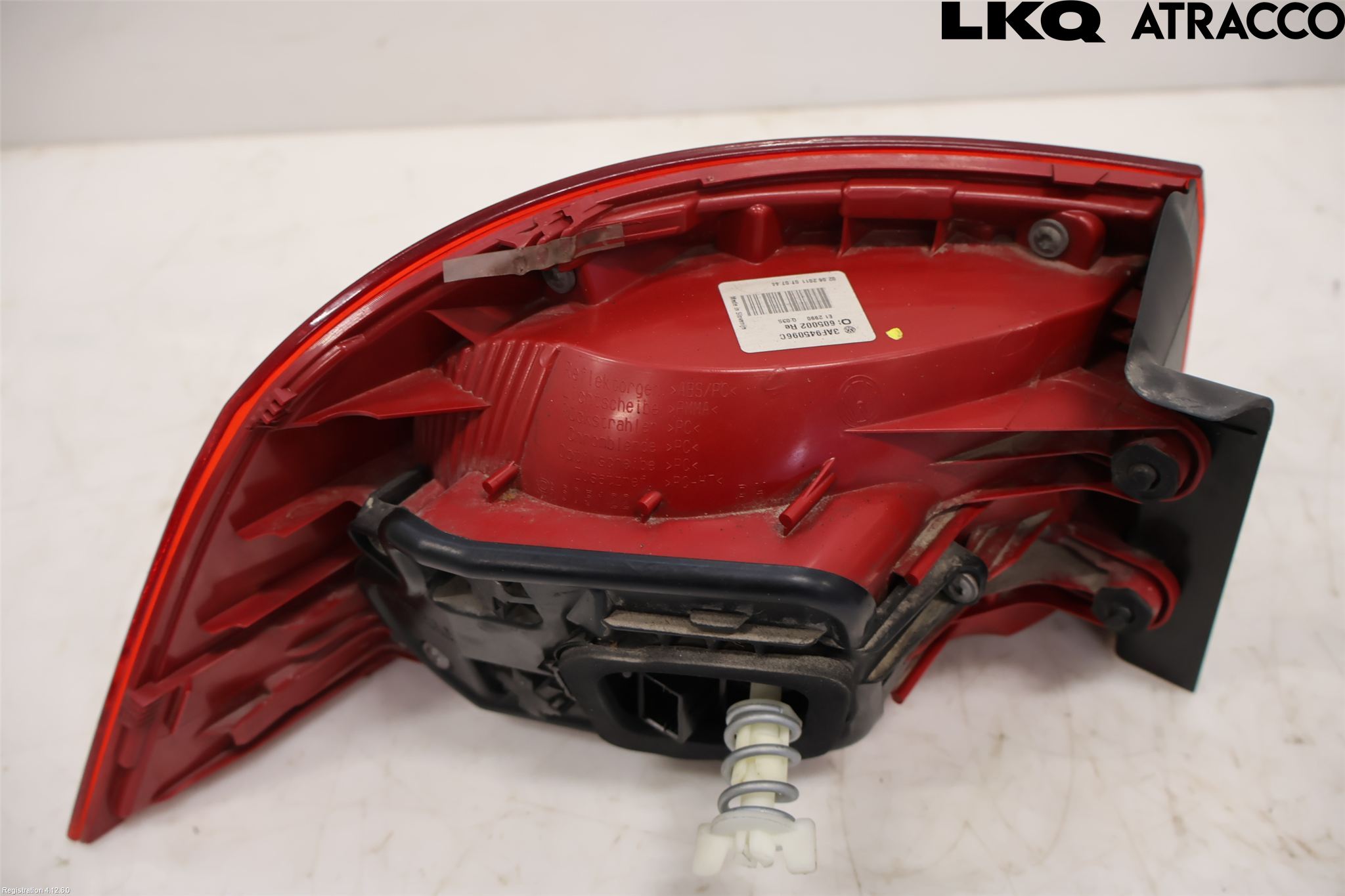 Volkswagen VW PASSAT 11-14 Baklykt Høyre