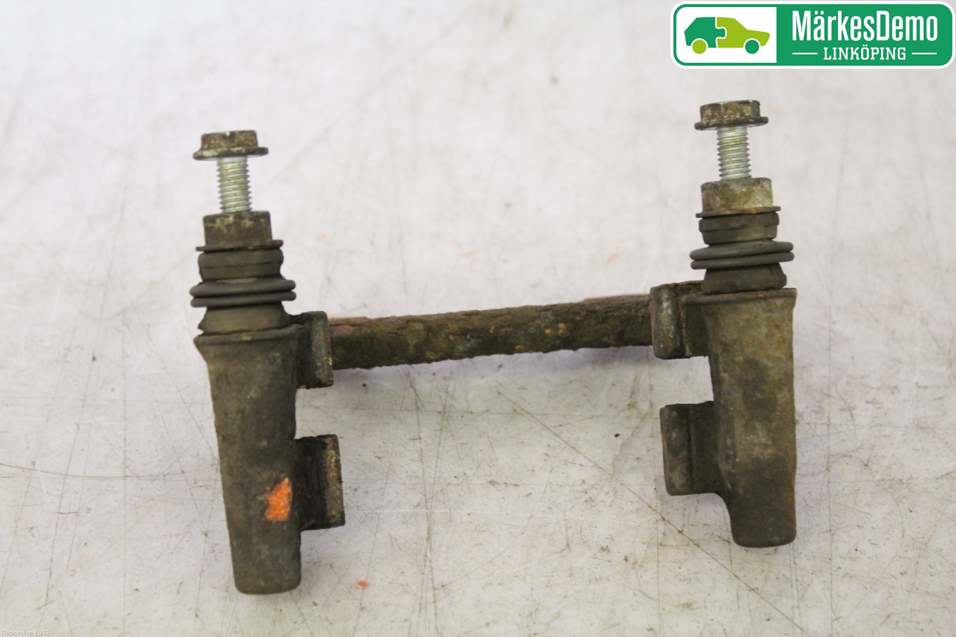 Renault CLIO III  09-12 Bremsecaliper Feste Holder