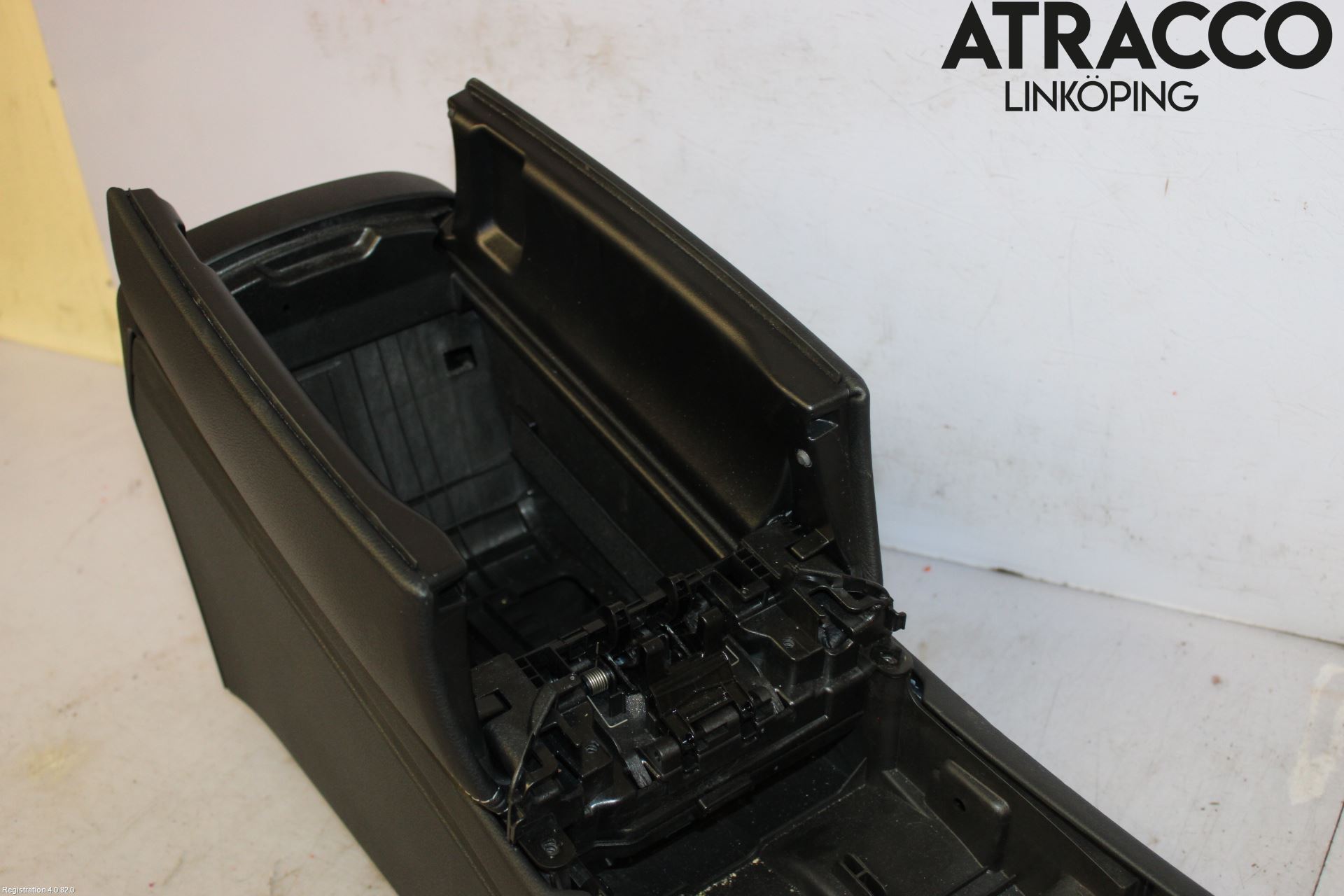 Mercedes-Benz MB C-KLASS (W205) 14-21 Instrumentkonsoll Midt