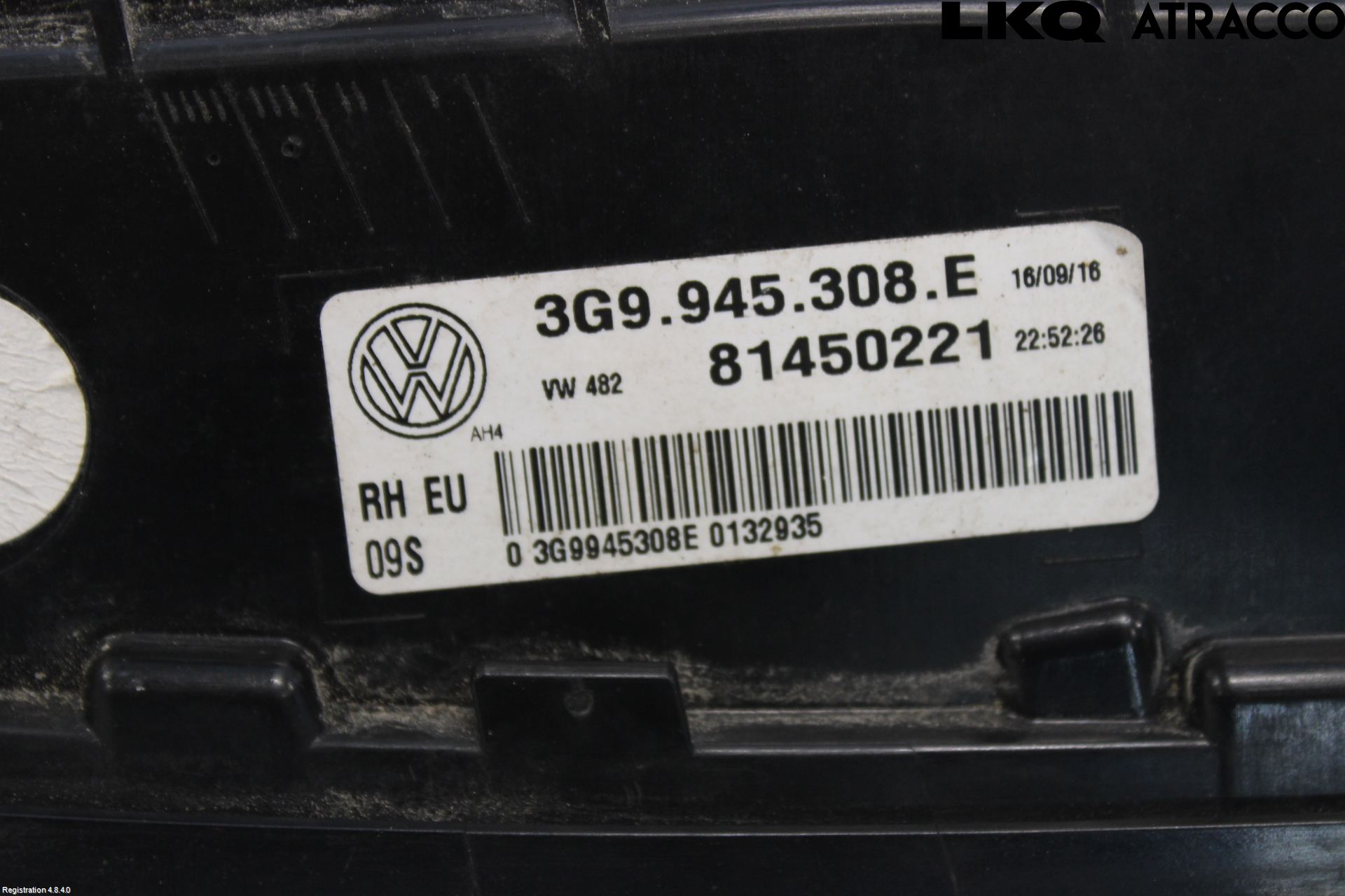 Volkswagen VW PASSAT 15-19 Baklykt Høyre  På Luke(Indre)