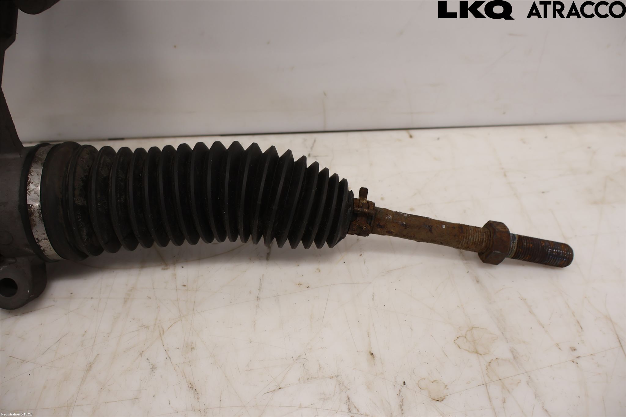 BMW 5 E60/61 Sed/Tou 02-10 Servo Snekke - Tannstang
