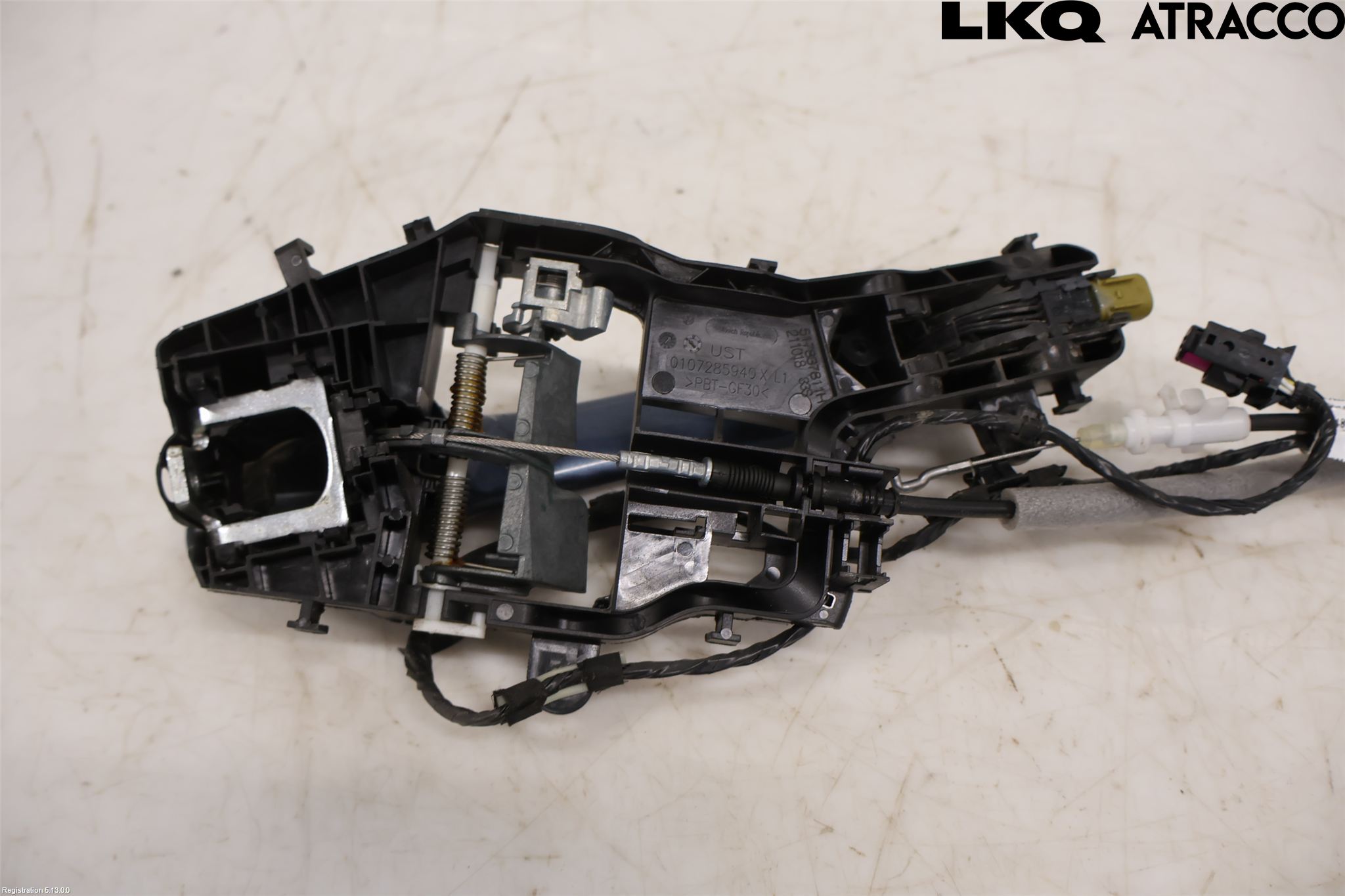 Volkswagen VW PASSAT 15-19 Dørhandtak Ytre Venstre