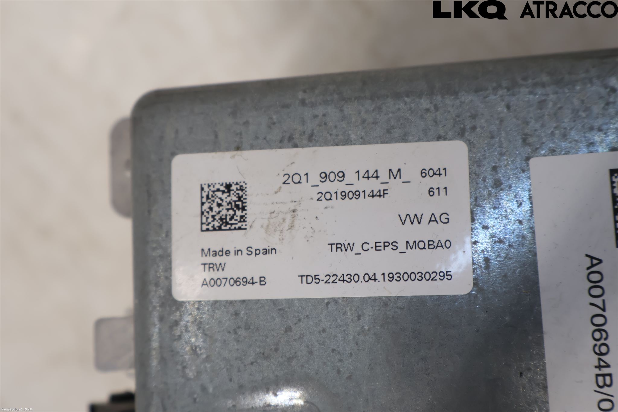 Volkswagen VW T-CROSS 19- Rattakselaggregat Innebygd Servo