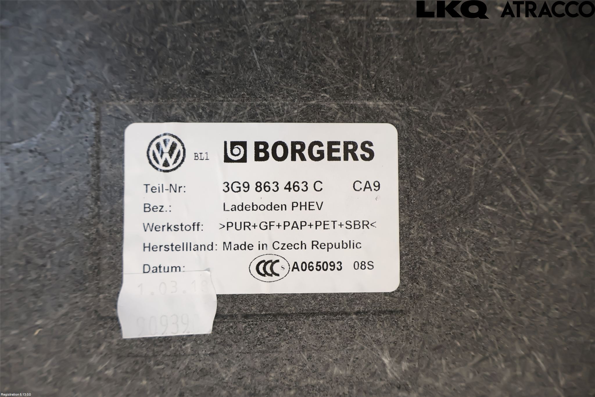 Volkswagen VW PASSAT 15-19 Bakluke Bun (Utgår 5023)
