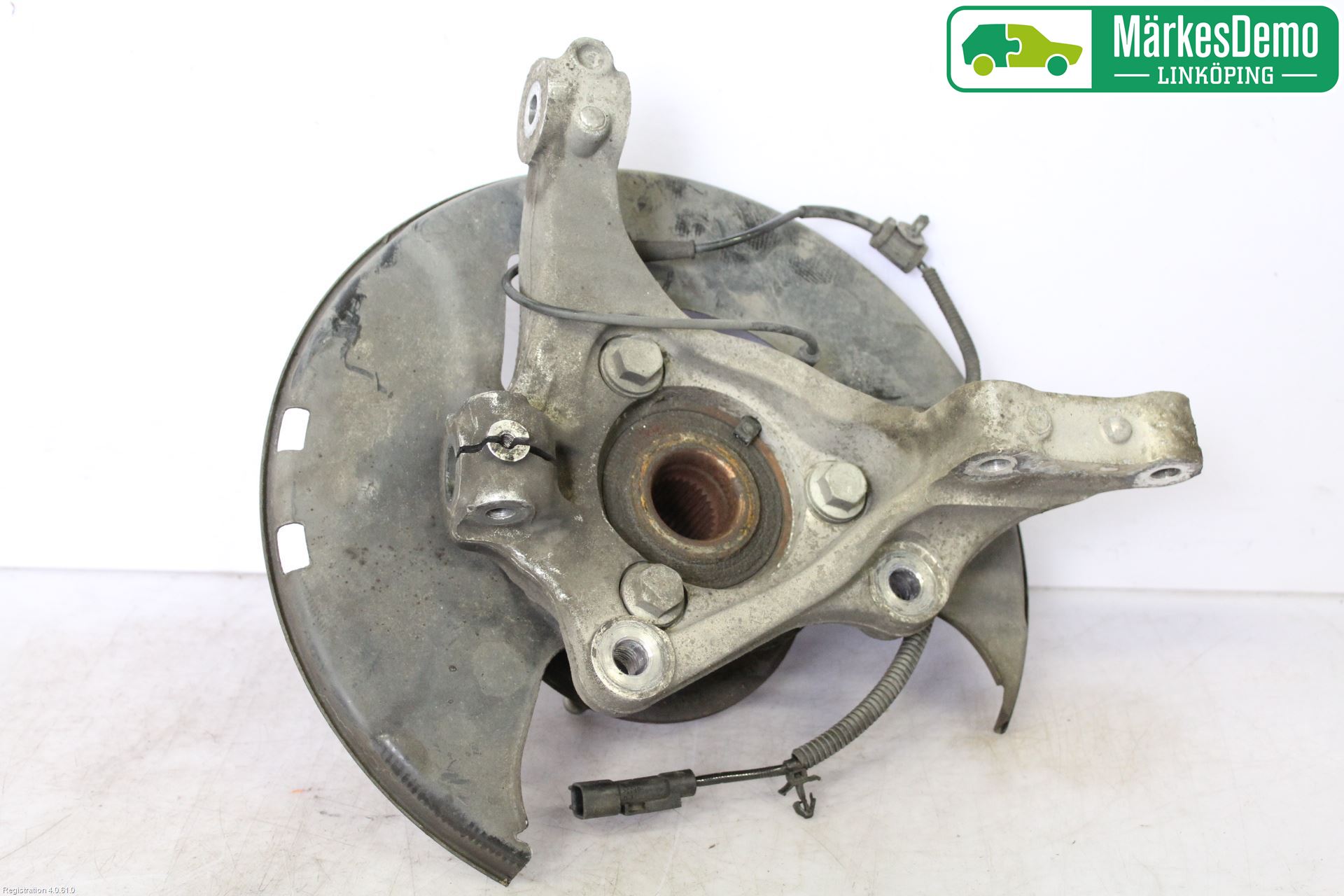 Opel INSIGNIA 09-16 Spindel Vf