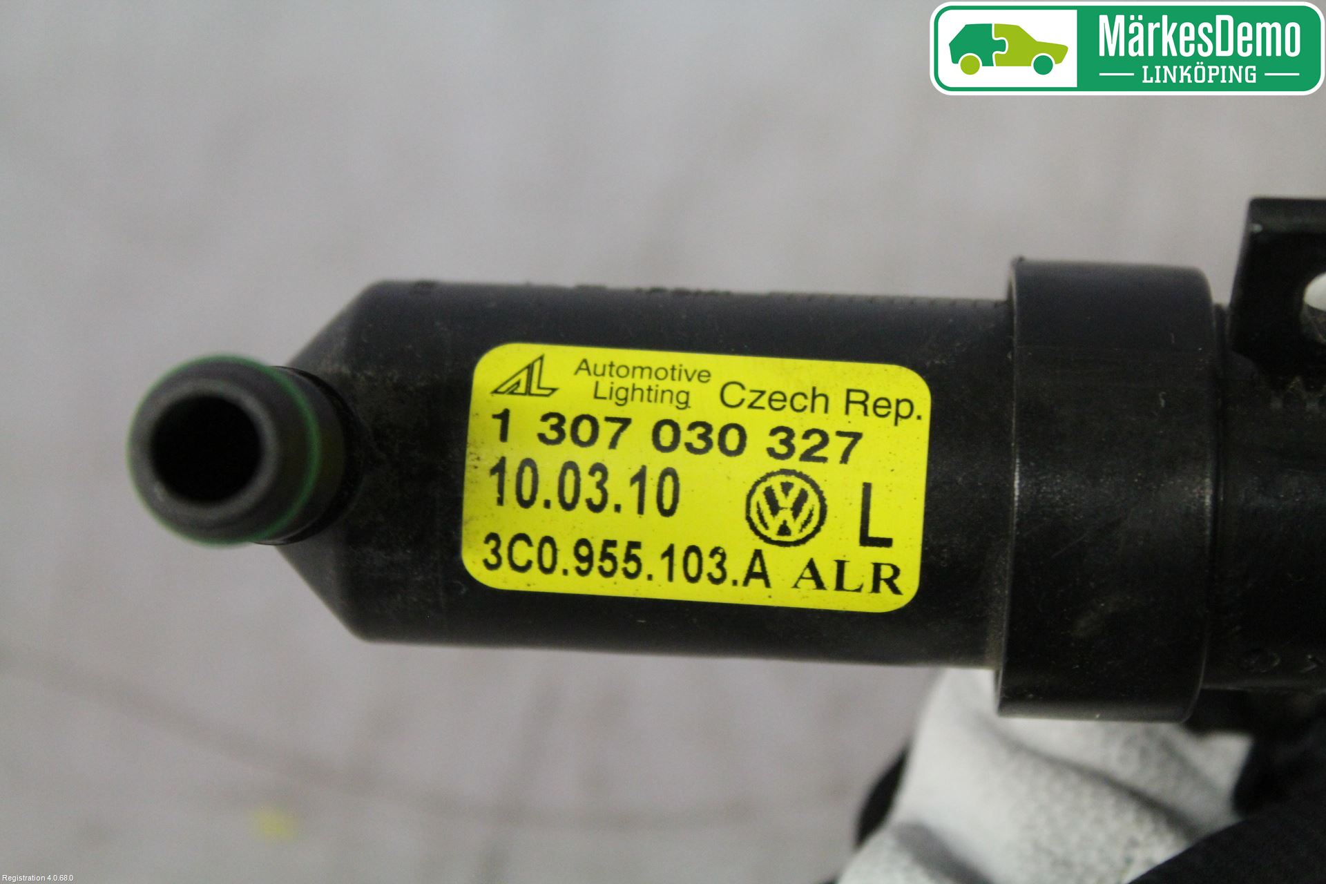 Volkswagen VW PASSAT 05-11 Spylerdyse Frontlykter