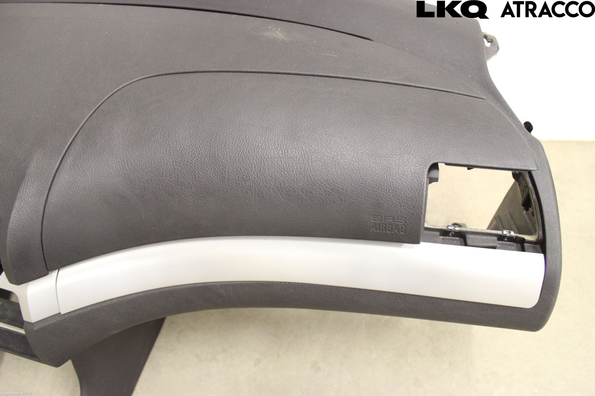 BMW 3 E46      98-05 Dashbord