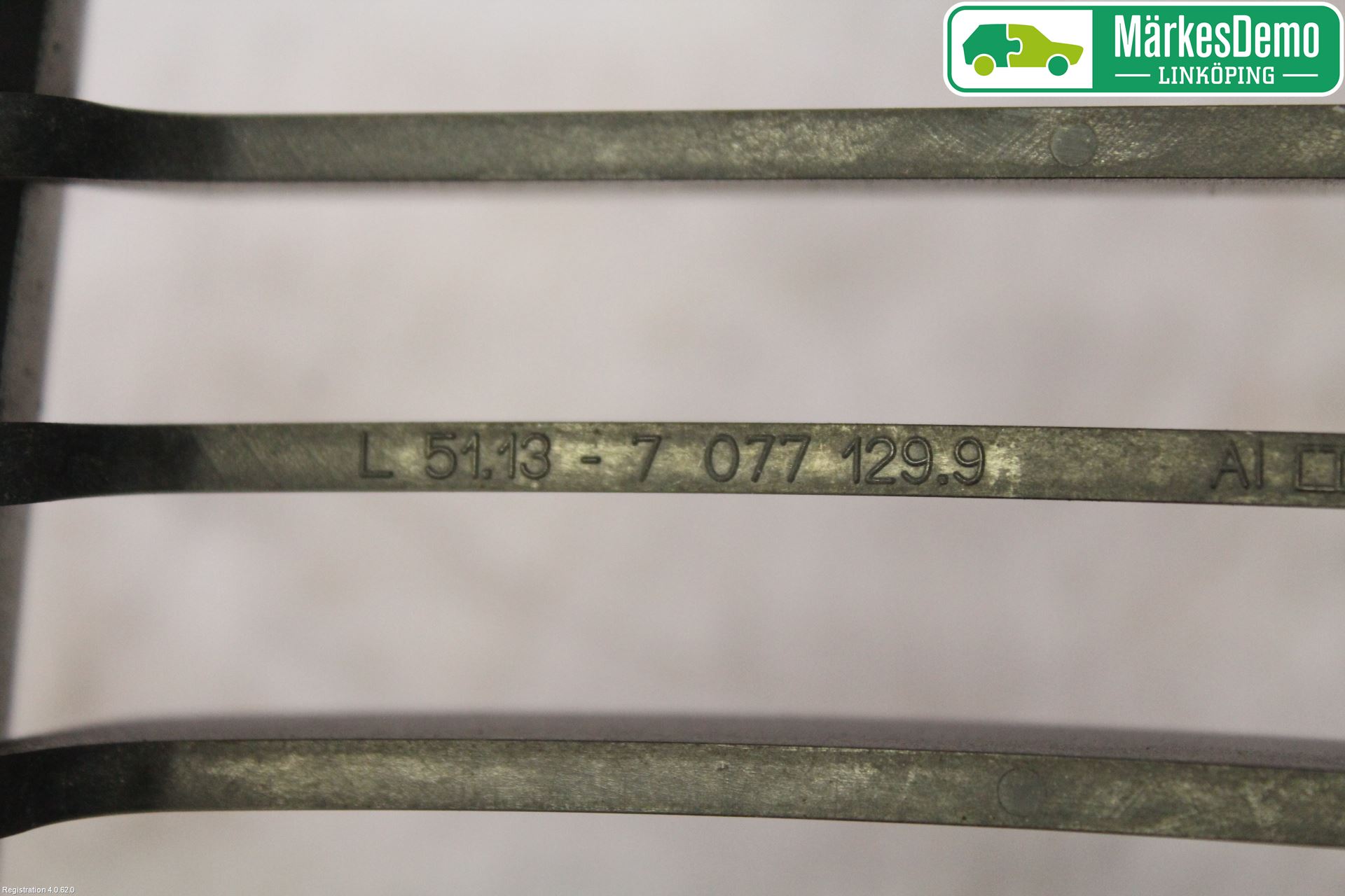 BMW 1 E87/81 5D/3D 03-11 Grilldel Venstre