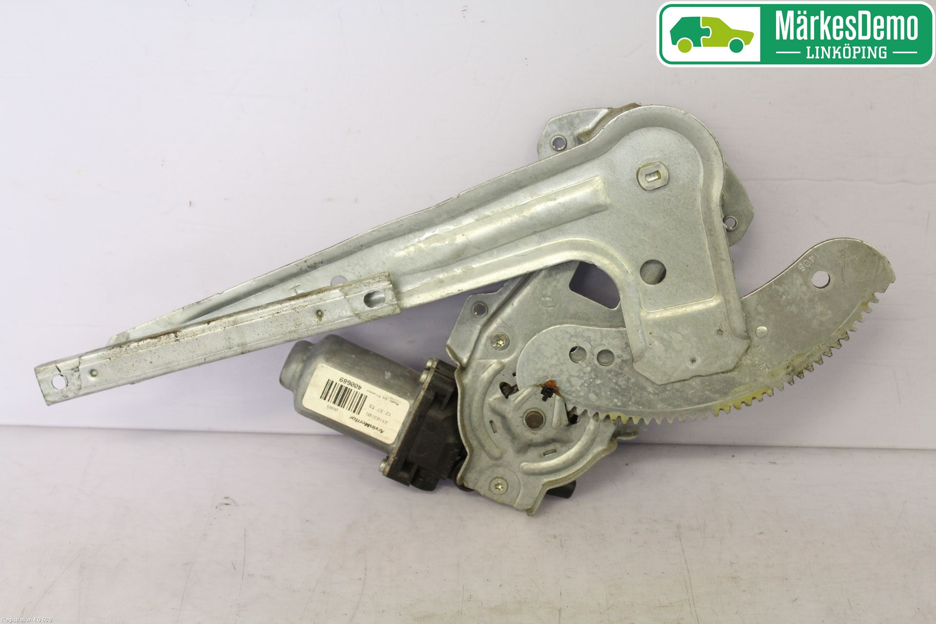 Nissan ALMERA    00-06 Vindusheis El Komp