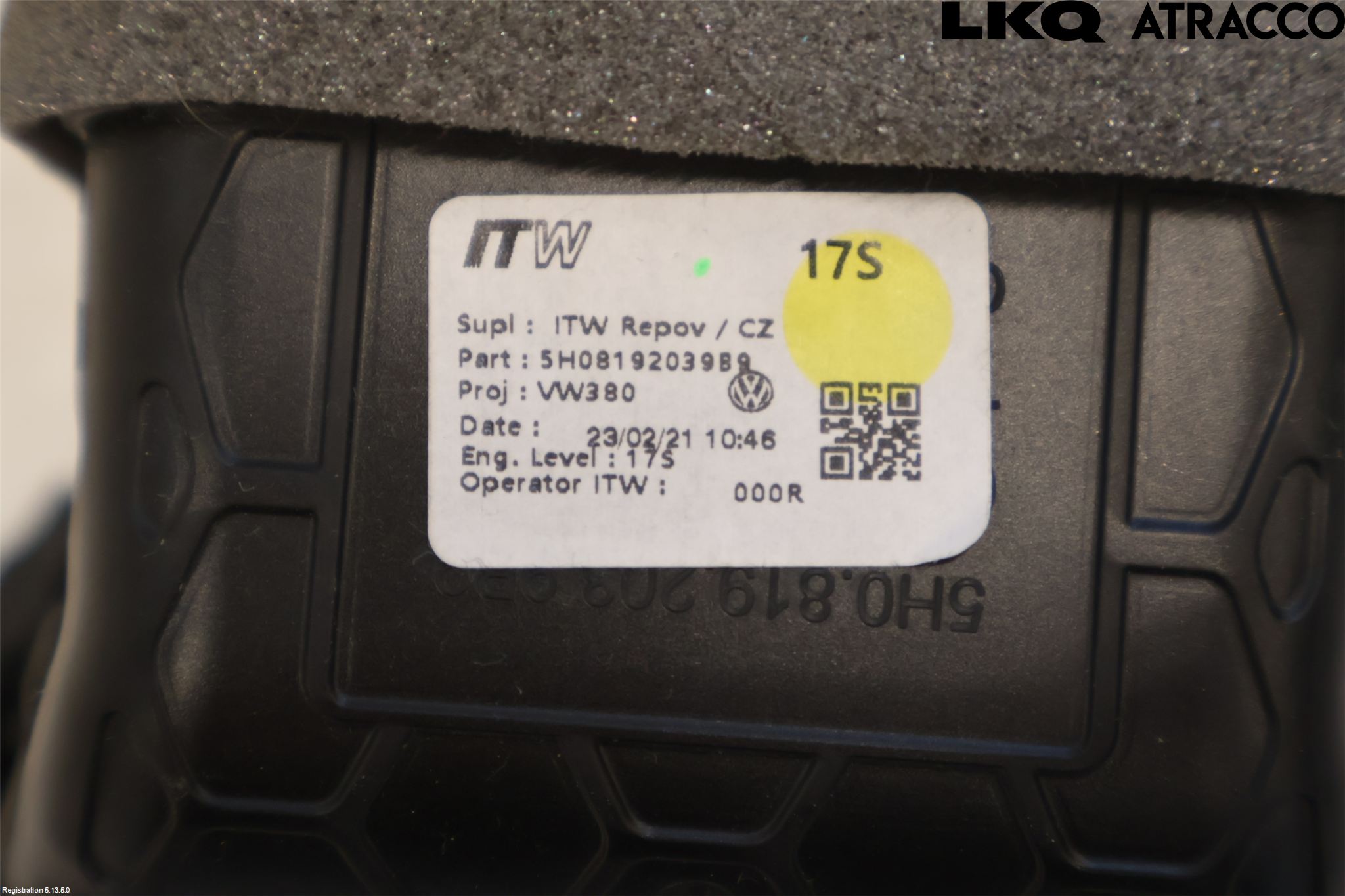 Volkswagen VW GOLF / E-GOLF VIII 20- Dashbord Kanal - Dyse