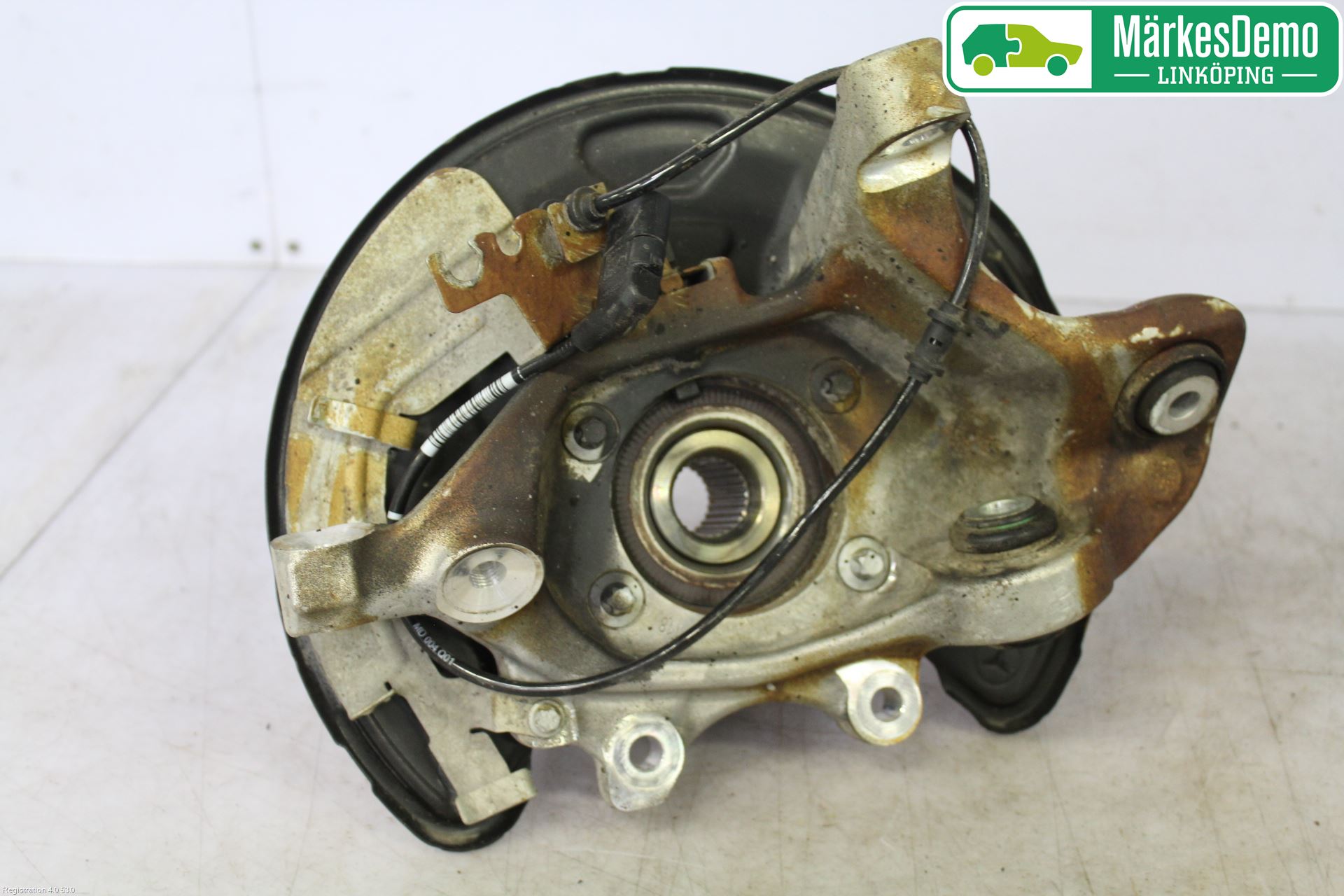 Mercedes-Benz MB E-KLASS (W213) 16-23 Spindel Vb