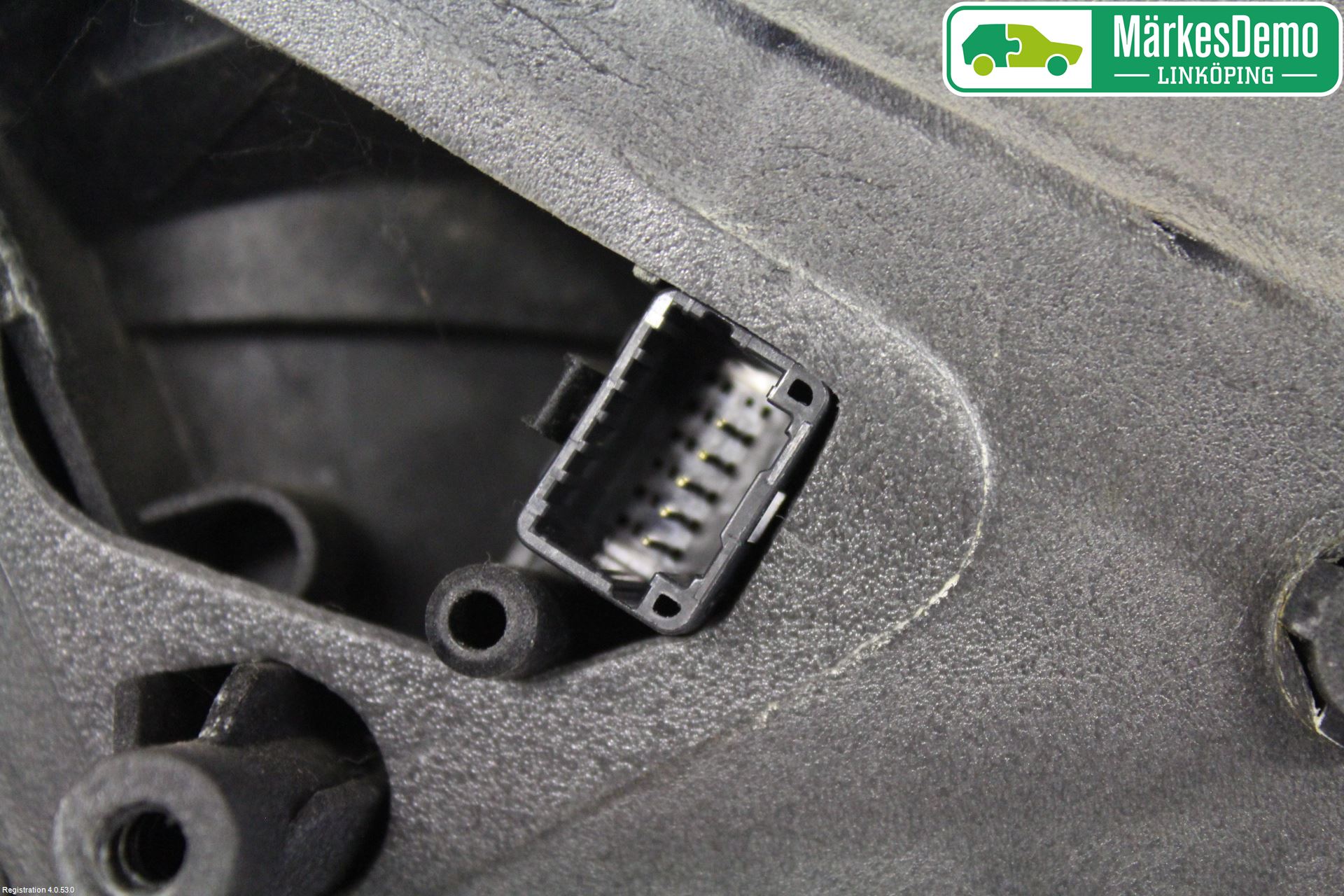 Renault CLIO III  06-09 Speil V M-El Justering