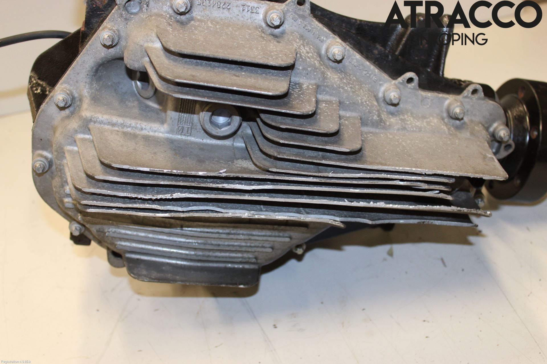 BMW 5 F10/F11/F18 09-17 Bakaksel Kardang Bak -Diff