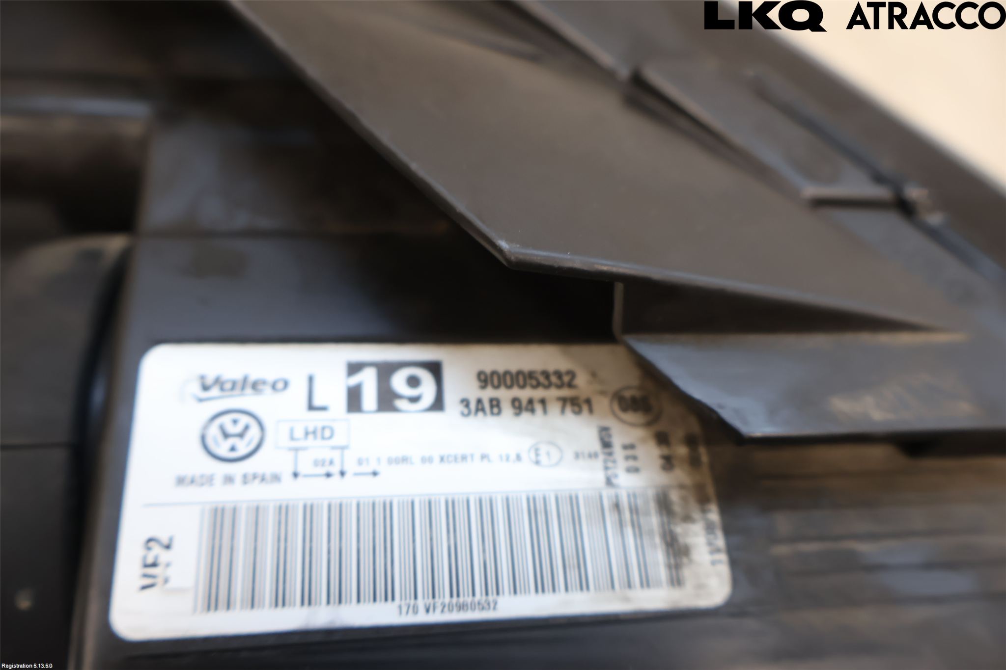 Volkswagen VW PASSAT 11-14 Frontlykt Venstre