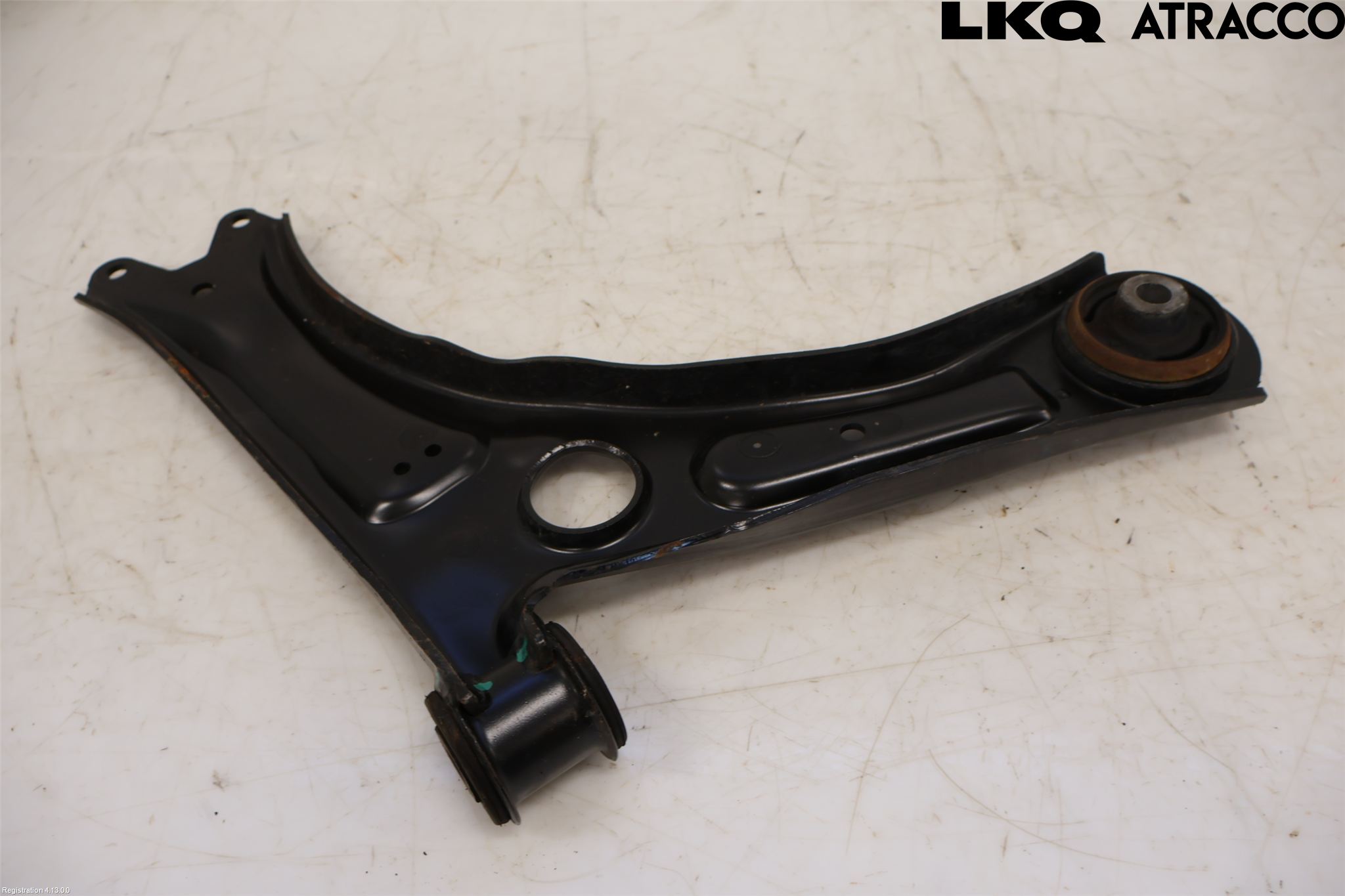 Volkswagen VW CADDY 11-15 Bærearm Foran Venstre Nedre
