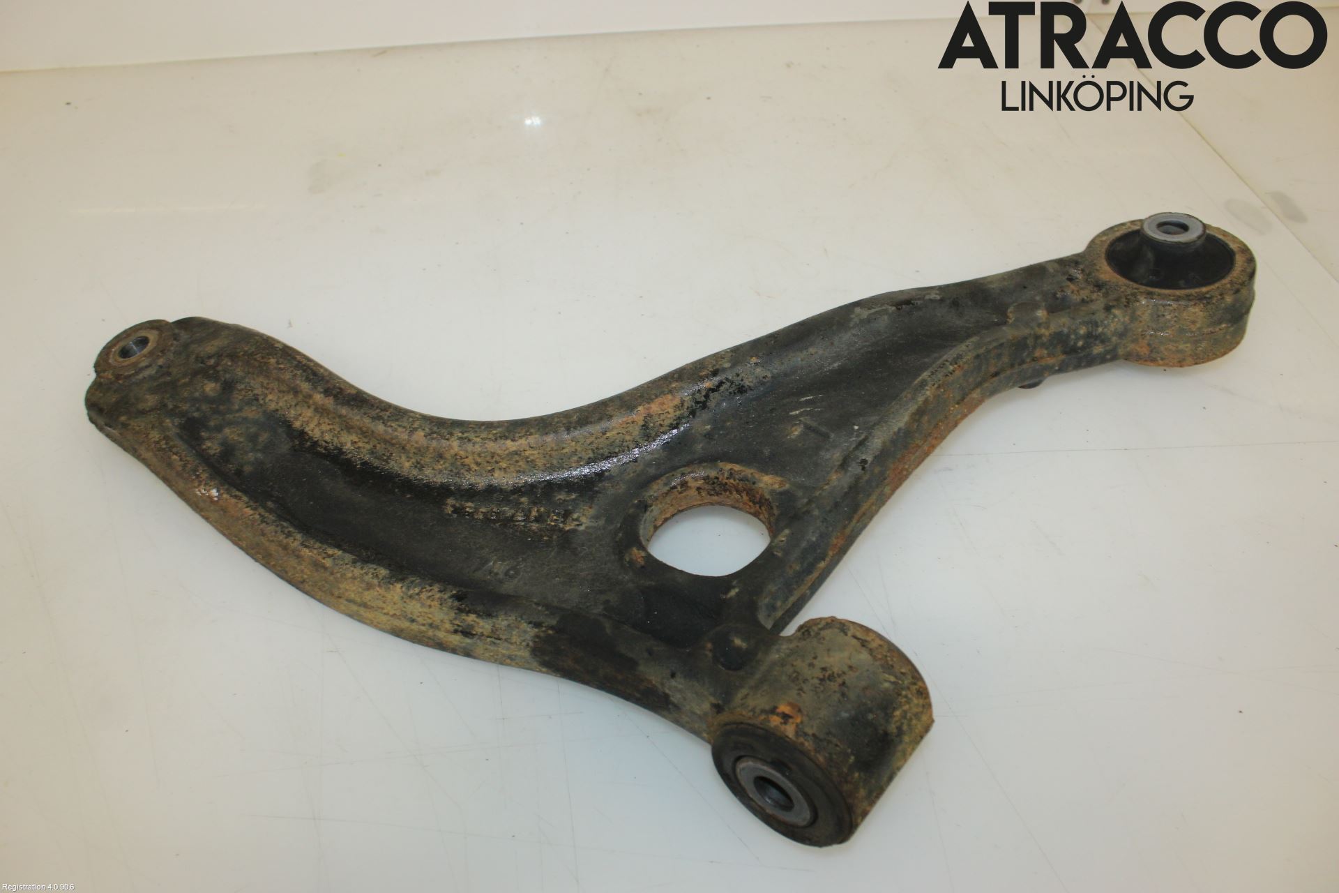 Opel MOVANO B 10-22 Bærearm Foran Venstre Nedre