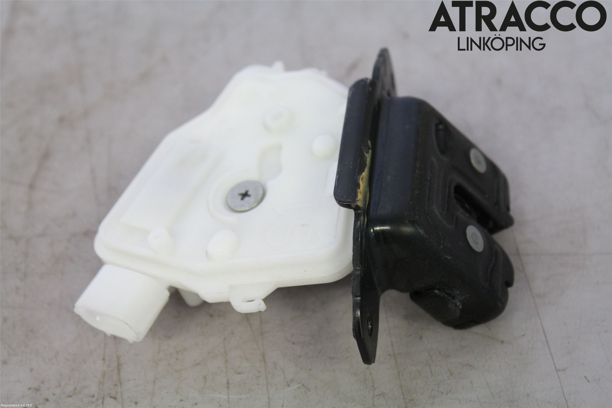 Toyota AURIS 13-19 Bakluke-Lokk Låsekasse